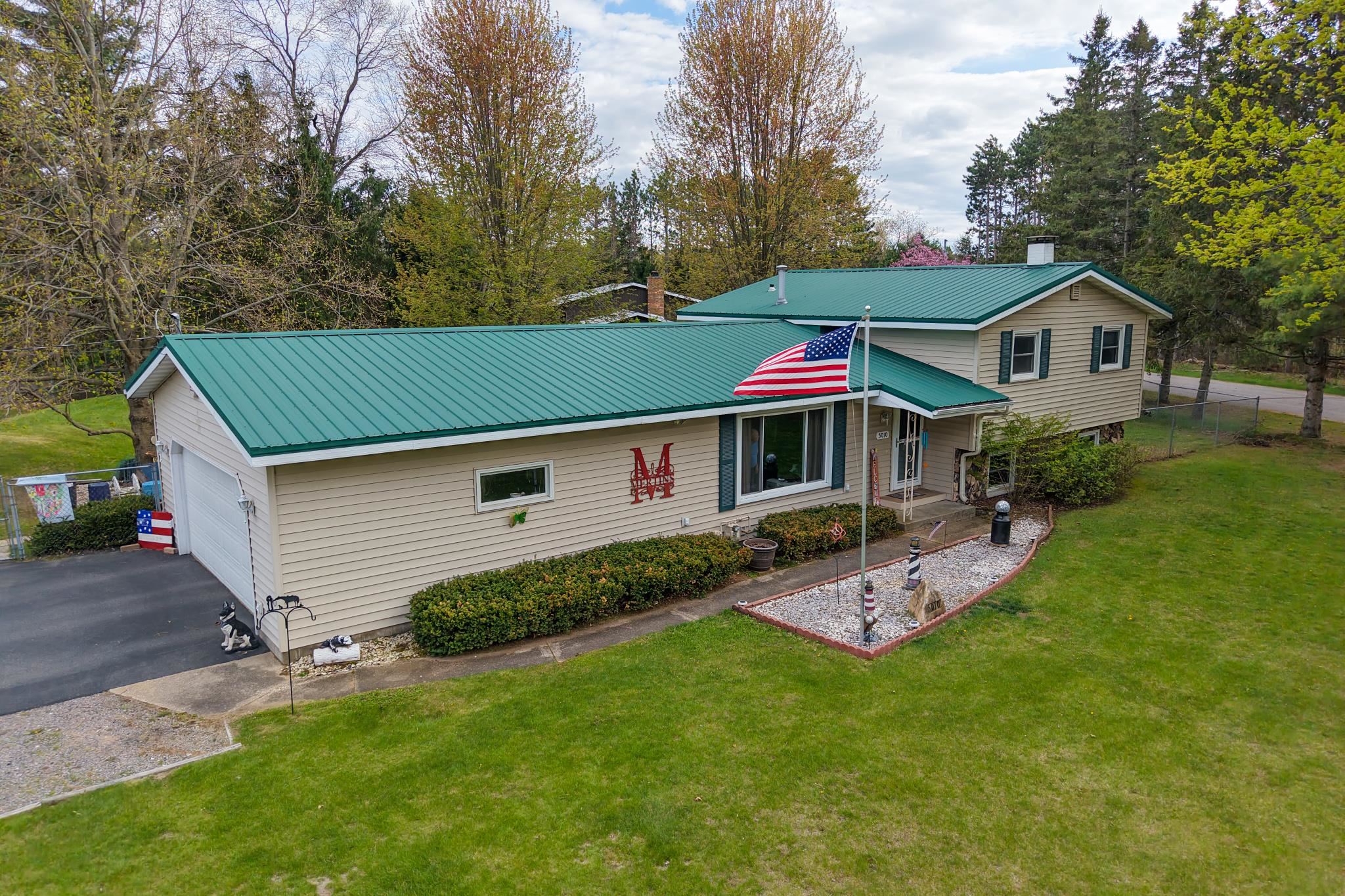 5010 AUBURN AVENUE, Wisconsin Rapids, Wisconsin 54494, 3 Bedrooms Bedrooms, ,2 BathroomsBathrooms,Residential,For Sale,5010 AUBURN AVENUE,22601867