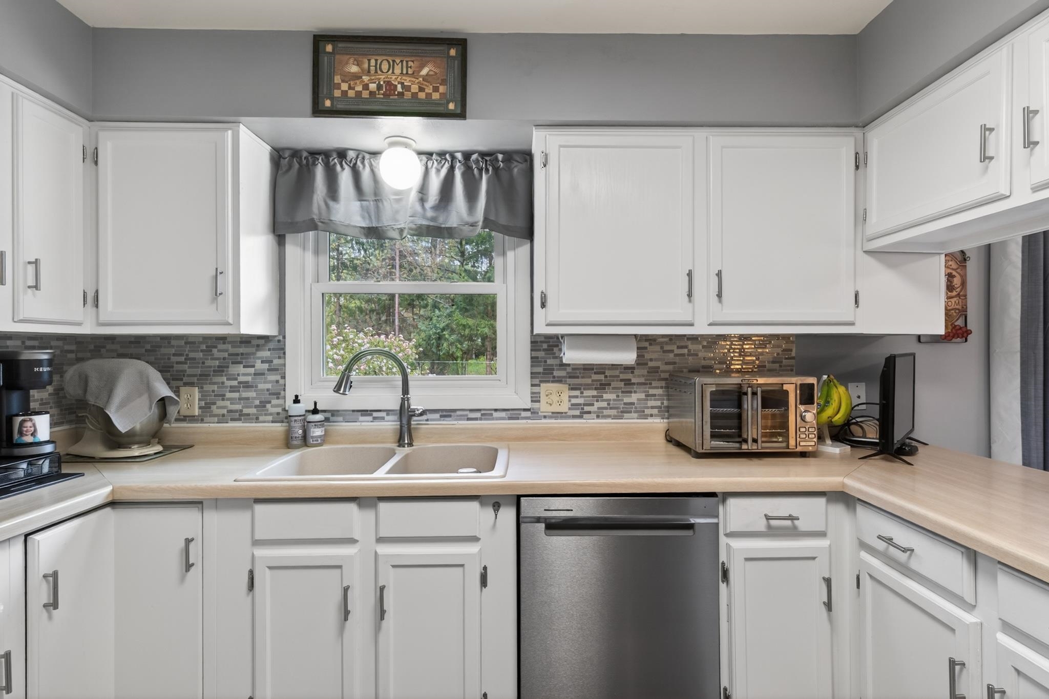 5010 AUBURN AVENUE, Wisconsin Rapids, Wisconsin 54494, 3 Bedrooms Bedrooms, ,2 BathroomsBathrooms,Residential,For Sale,5010 AUBURN AVENUE,22601867