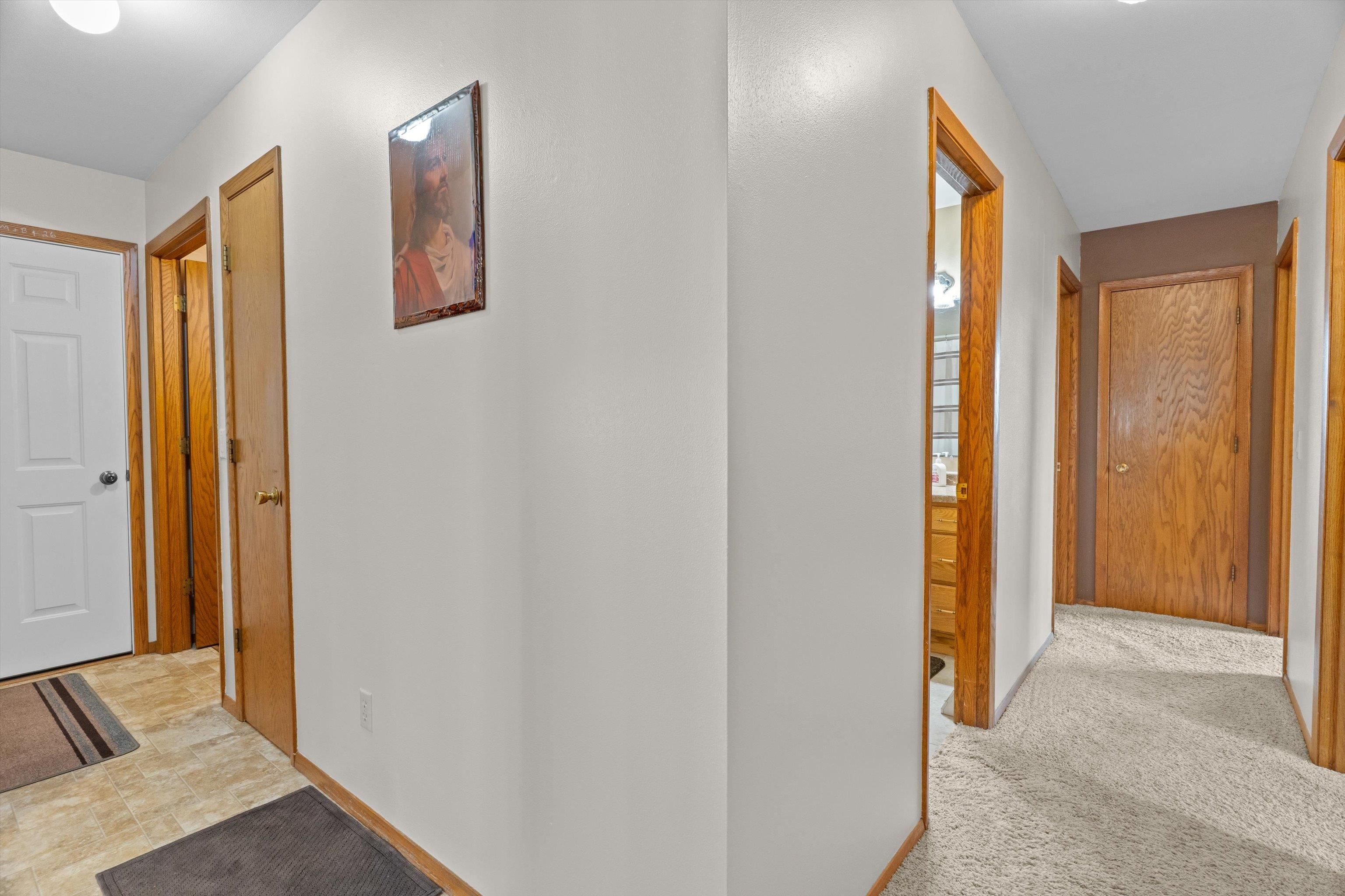 715 N HINMAN AVENUE, Marshfield, Wisconsin 54449, 3 Bedrooms Bedrooms, ,2 BathroomsBathrooms,Residential,For Sale,715 N HINMAN AVENUE,22601868