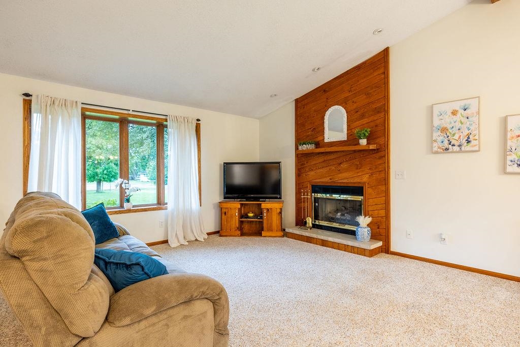 7930 CARILLON DRIVE, Wisconsin Rapids, Wisconsin 54494, 3 Bedrooms Bedrooms, ,2 BathroomsBathrooms,Residential,For Sale,7930 CARILLON DRIVE,22601870