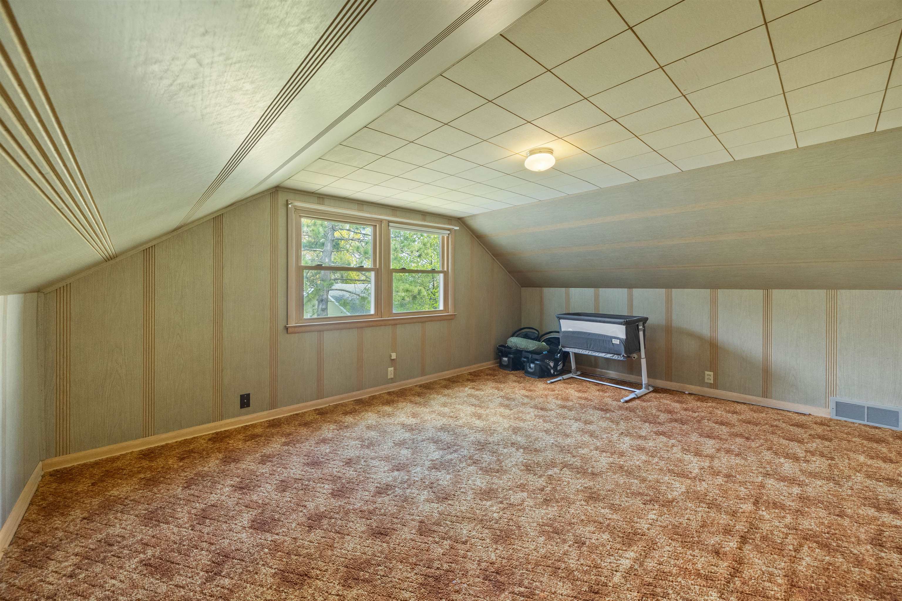 2024 CENTER STREET, Stevens Point, Wisconsin 54481, 4 Bedrooms Bedrooms, ,2 BathroomsBathrooms,Residential,For Sale,2024 CENTER STREET,22601877