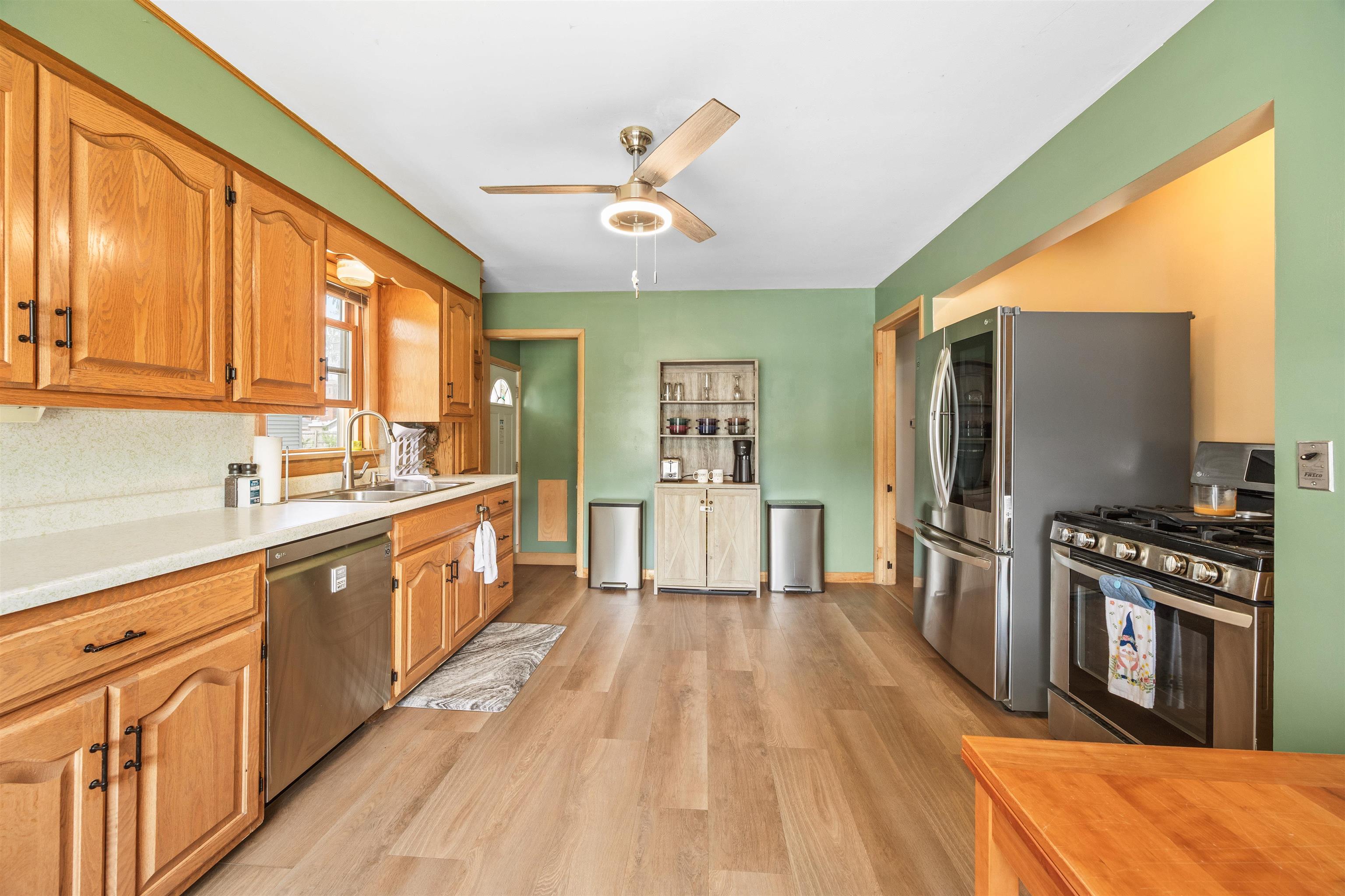 2024 CENTER STREET, Stevens Point, Wisconsin 54481, 4 Bedrooms Bedrooms, ,2 BathroomsBathrooms,Residential,For Sale,2024 CENTER STREET,22601877