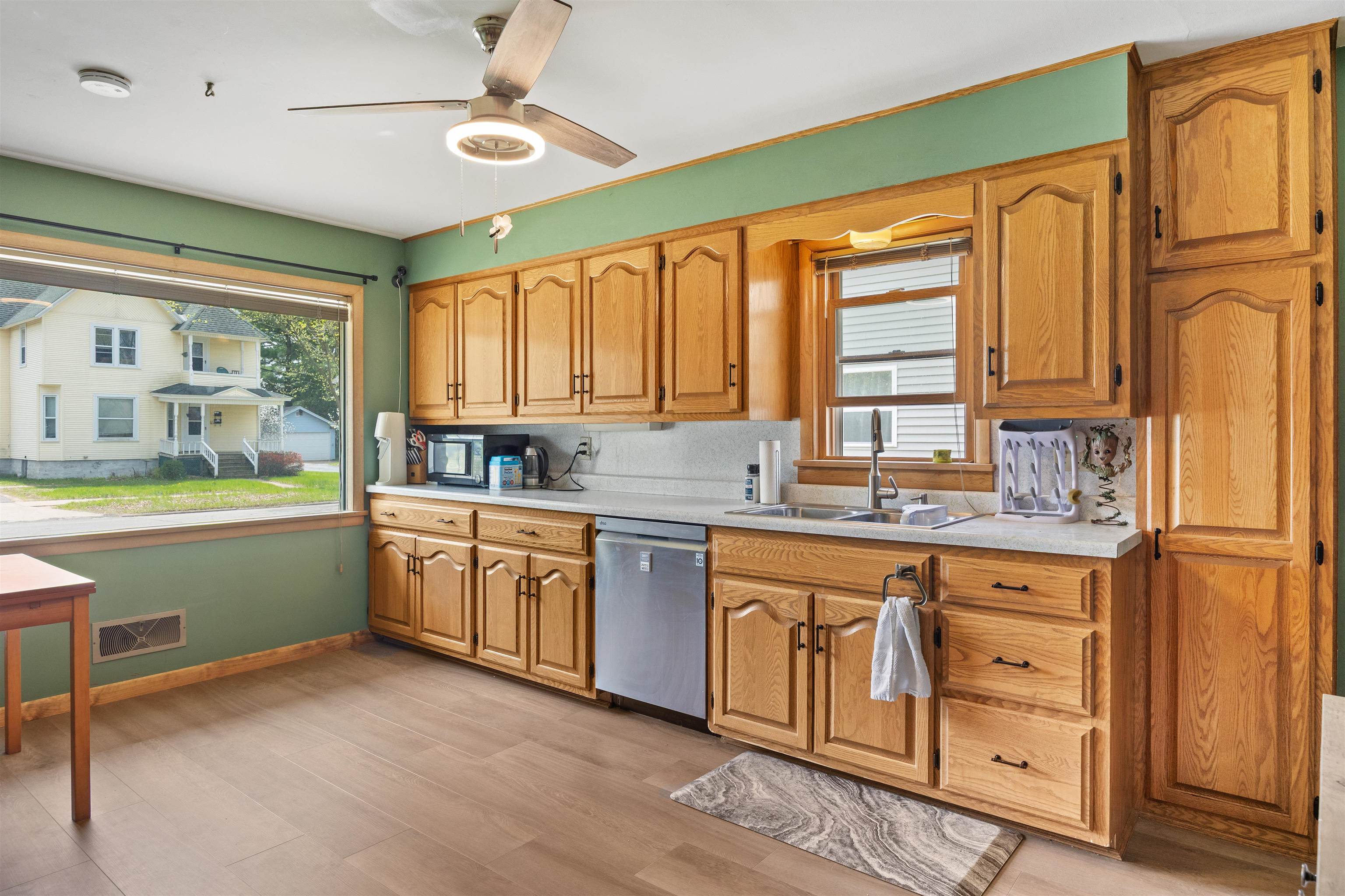 2024 CENTER STREET, Stevens Point, Wisconsin 54481, 4 Bedrooms Bedrooms, ,2 BathroomsBathrooms,Residential,For Sale,2024 CENTER STREET,22601877