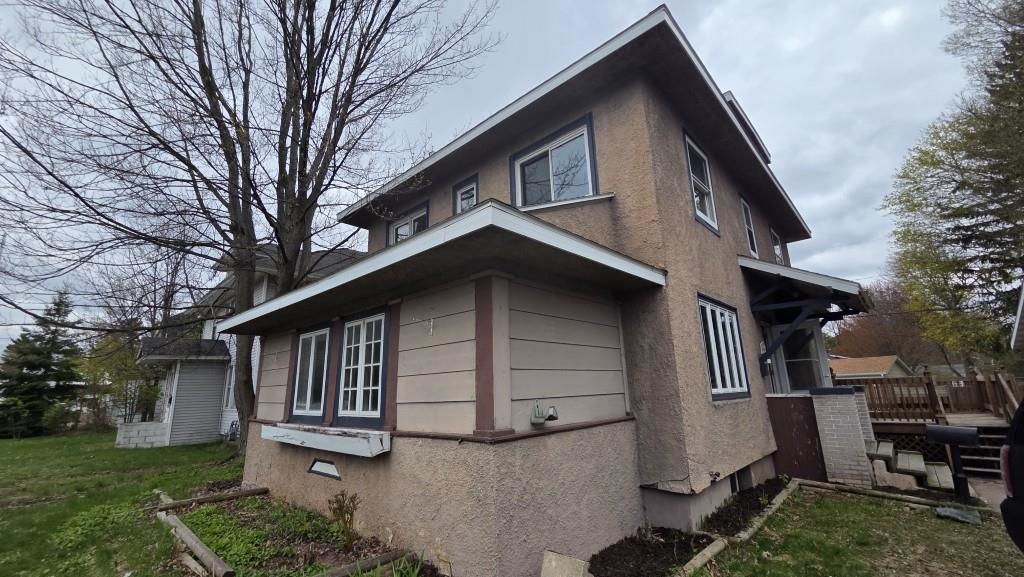 1418 GRAND AVENUE, Wausau, Wisconsin 54403, 4 Bedrooms Bedrooms, ,1 BathroomBathrooms,Residential,For Sale,1418 GRAND AVENUE,22601878