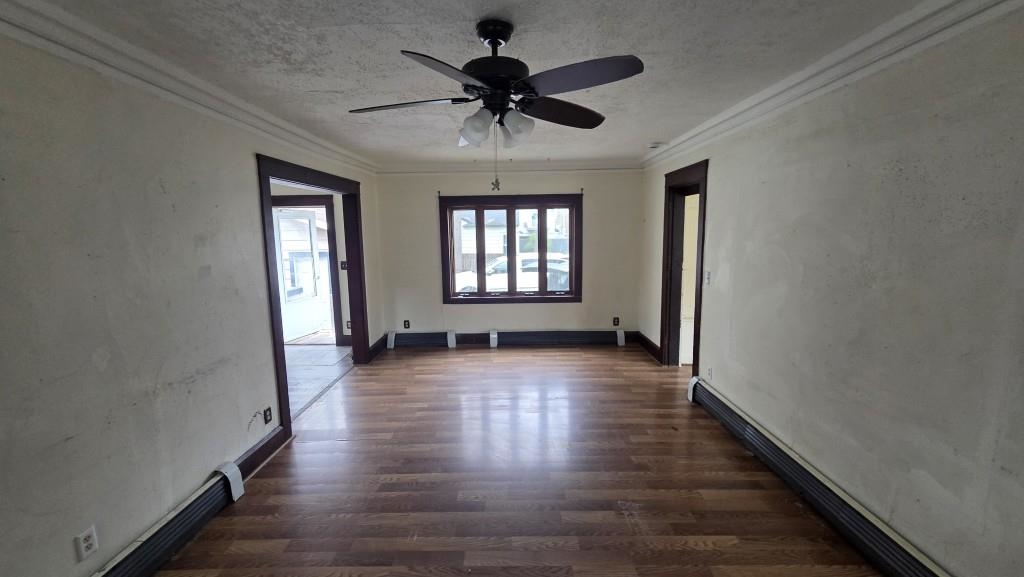 1418 GRAND AVENUE, Wausau, Wisconsin 54403, 4 Bedrooms Bedrooms, ,1 BathroomBathrooms,Residential,For Sale,1418 GRAND AVENUE,22601878