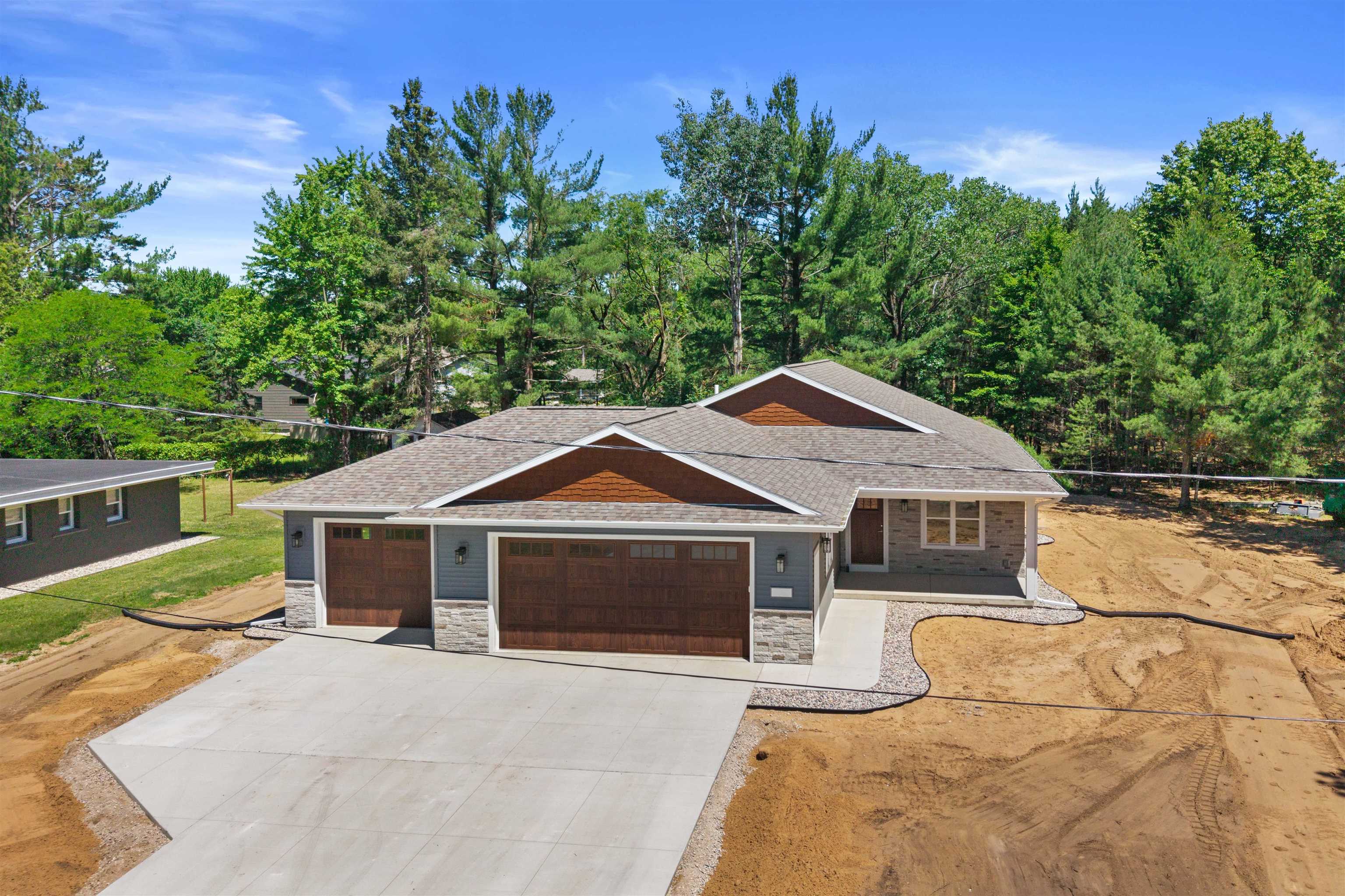 4420 FIRST STREET, Stevens Point, Wisconsin 54481, 3 Bedrooms Bedrooms, ,2 BathroomsBathrooms,Residential,For Sale,4420 FIRST STREET,22601881