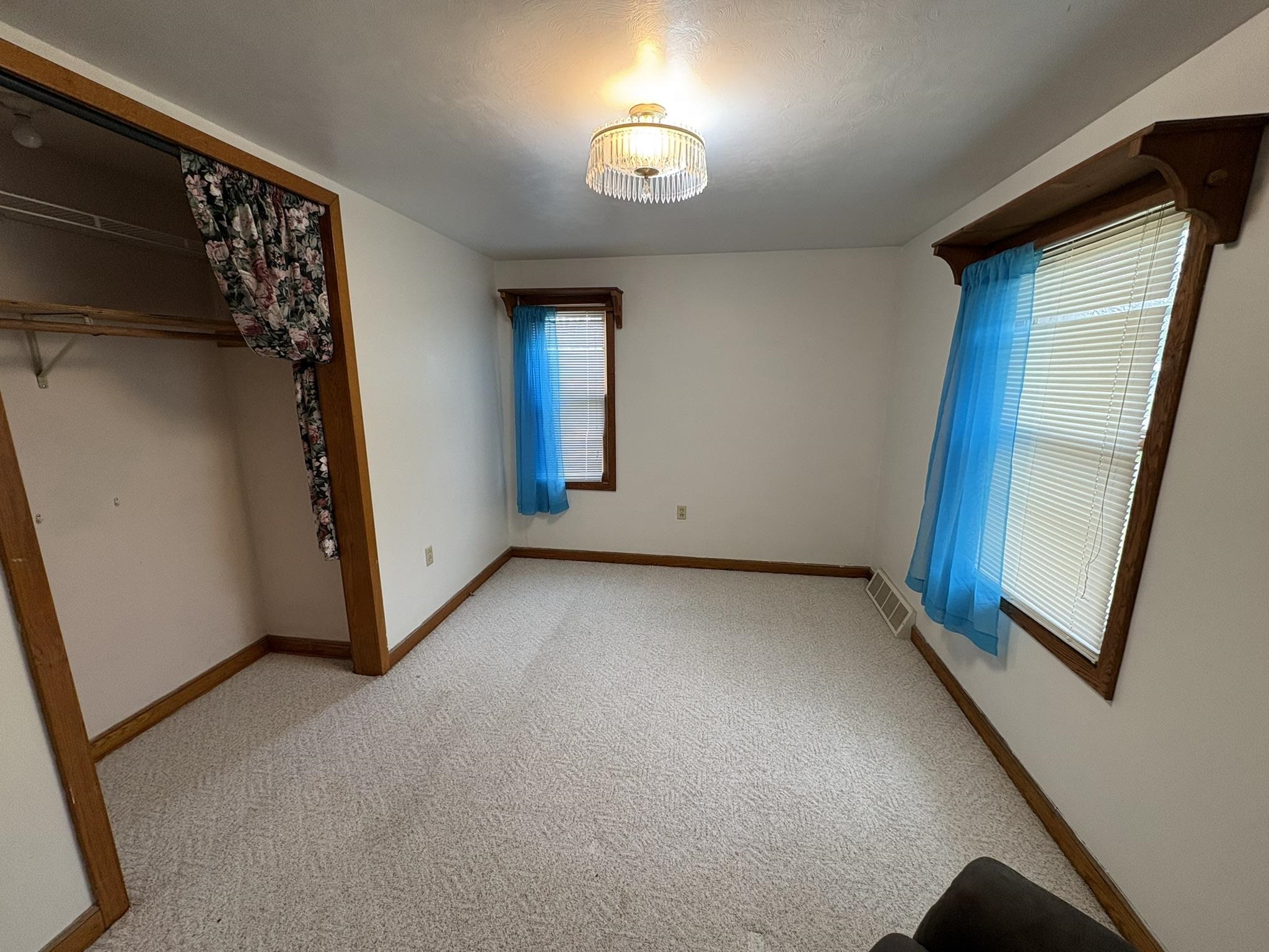 1521 MONROE STREET, Wisconsin Rapids, Wisconsin 54494, 2 Bedrooms Bedrooms, ,1 BathroomBathrooms,Residential,For Sale,1521 MONROE STREET,22601883