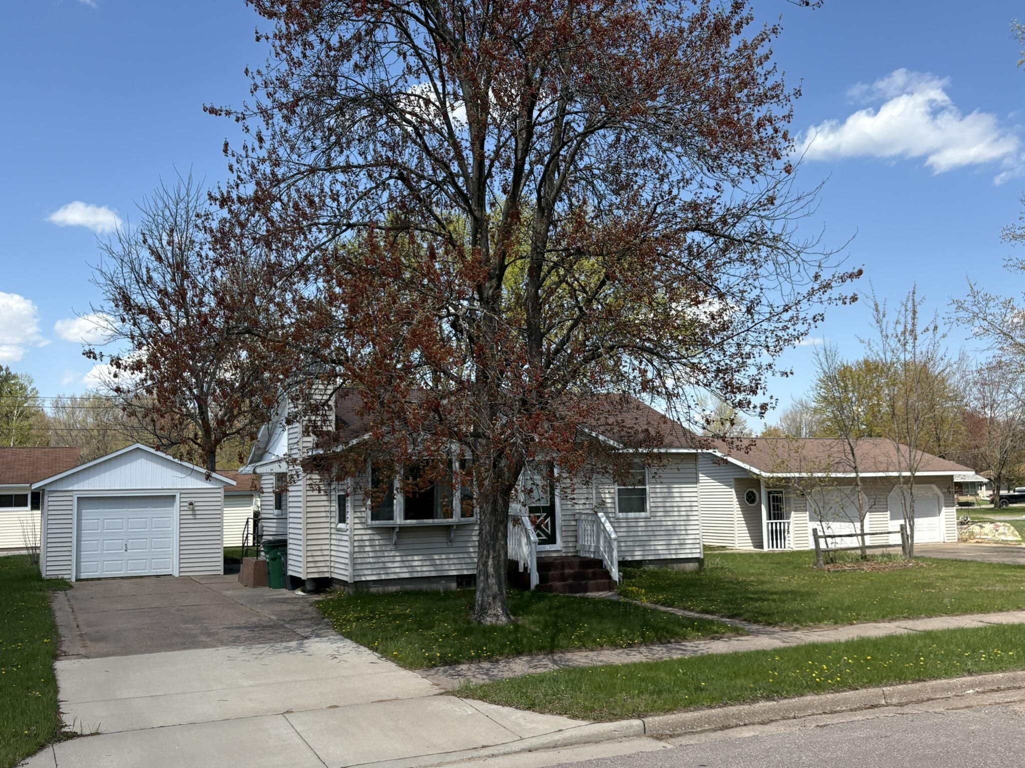 1521 MONROE STREET, Wisconsin Rapids, Wisconsin 54494, 2 Bedrooms Bedrooms, ,1 BathroomBathrooms,Residential,For Sale,1521 MONROE STREET,22601883