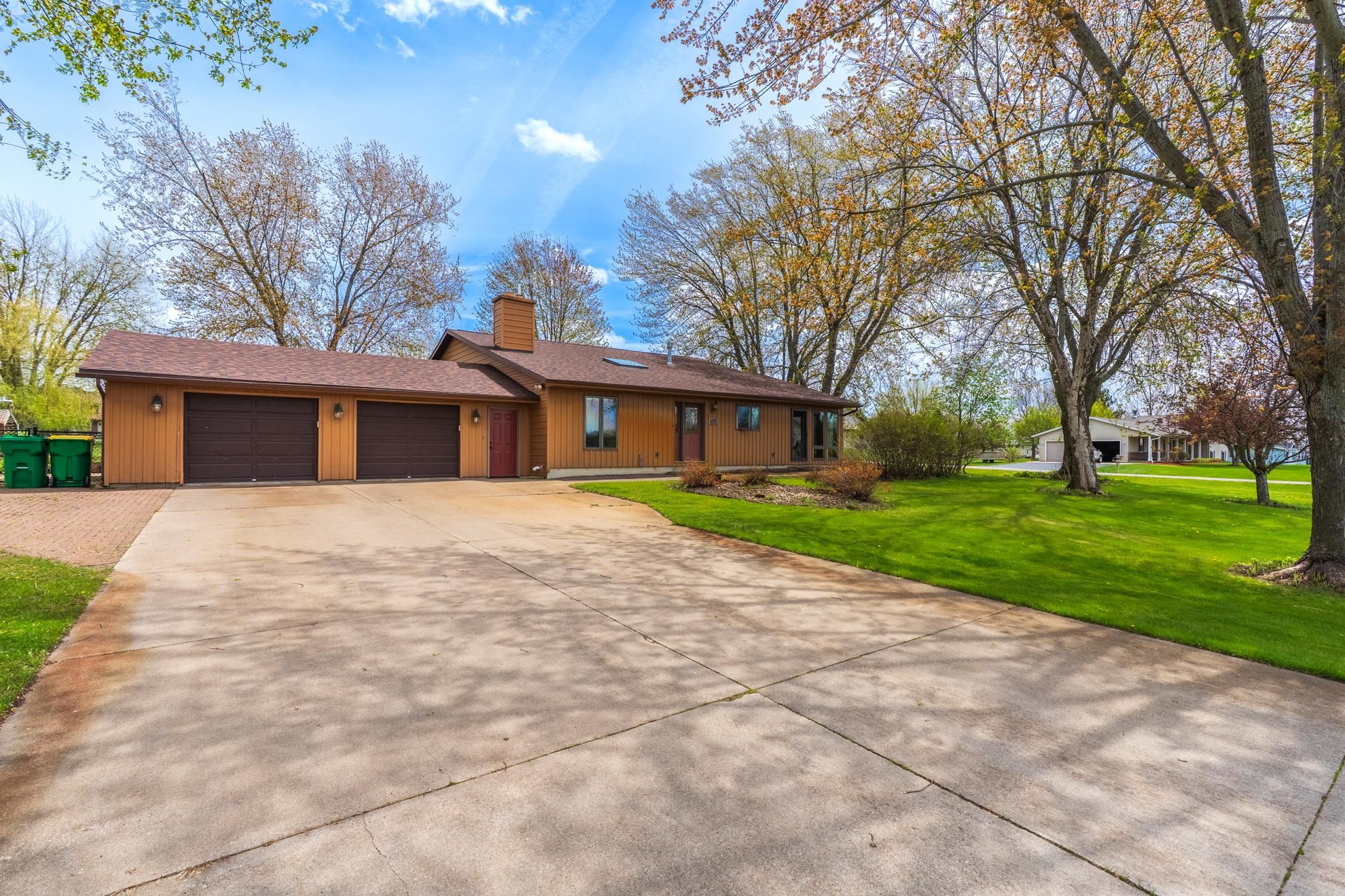 6864 DAIRYLAND LANE, Rudolph, Wisconsin 54475, 4 Bedrooms Bedrooms, ,2 BathroomsBathrooms,Residential,For Sale,6864 DAIRYLAND LANE,22601889