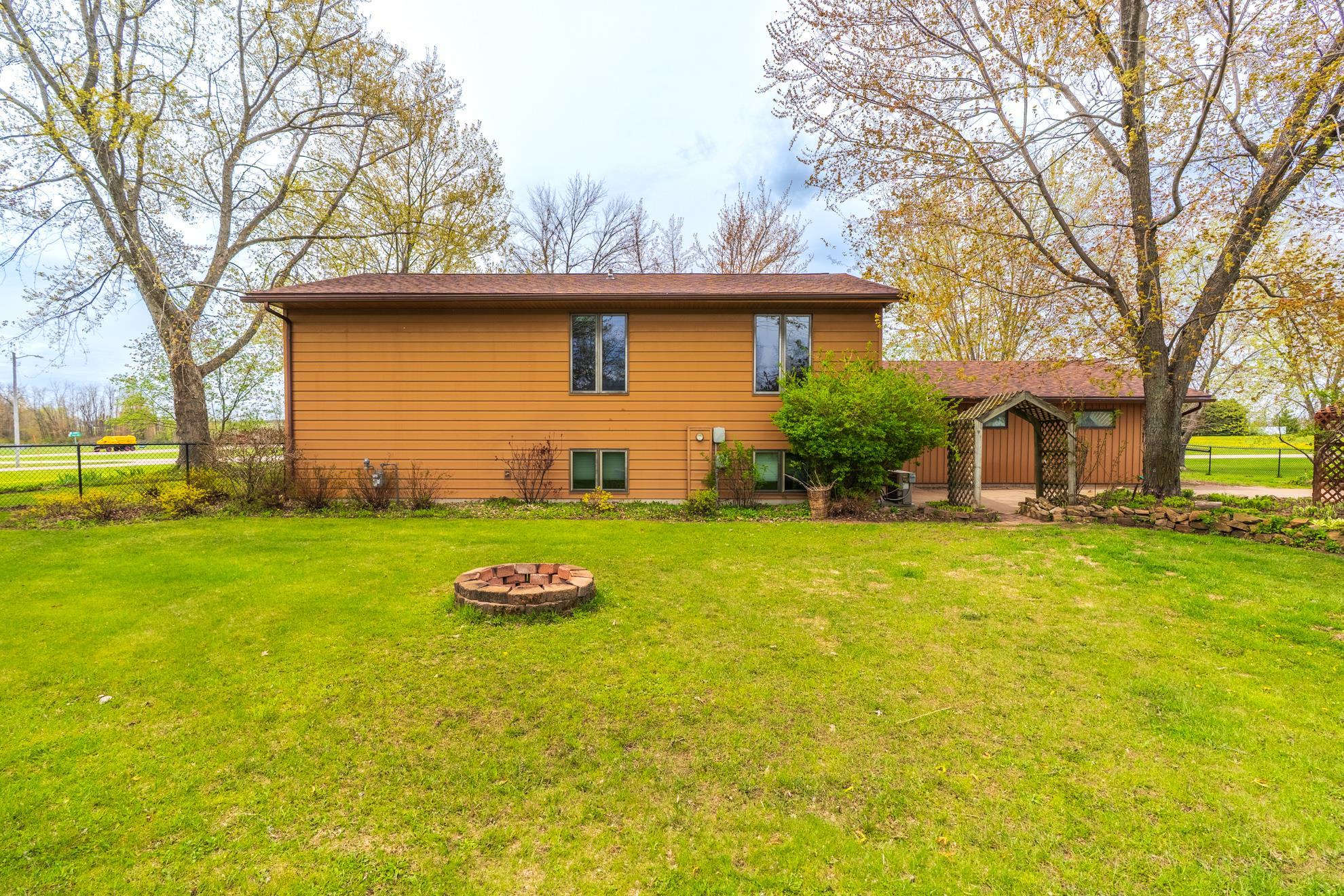 6864 DAIRYLAND LANE, Rudolph, Wisconsin 54475, 4 Bedrooms Bedrooms, ,2 BathroomsBathrooms,Residential,For Sale,6864 DAIRYLAND LANE,22601889