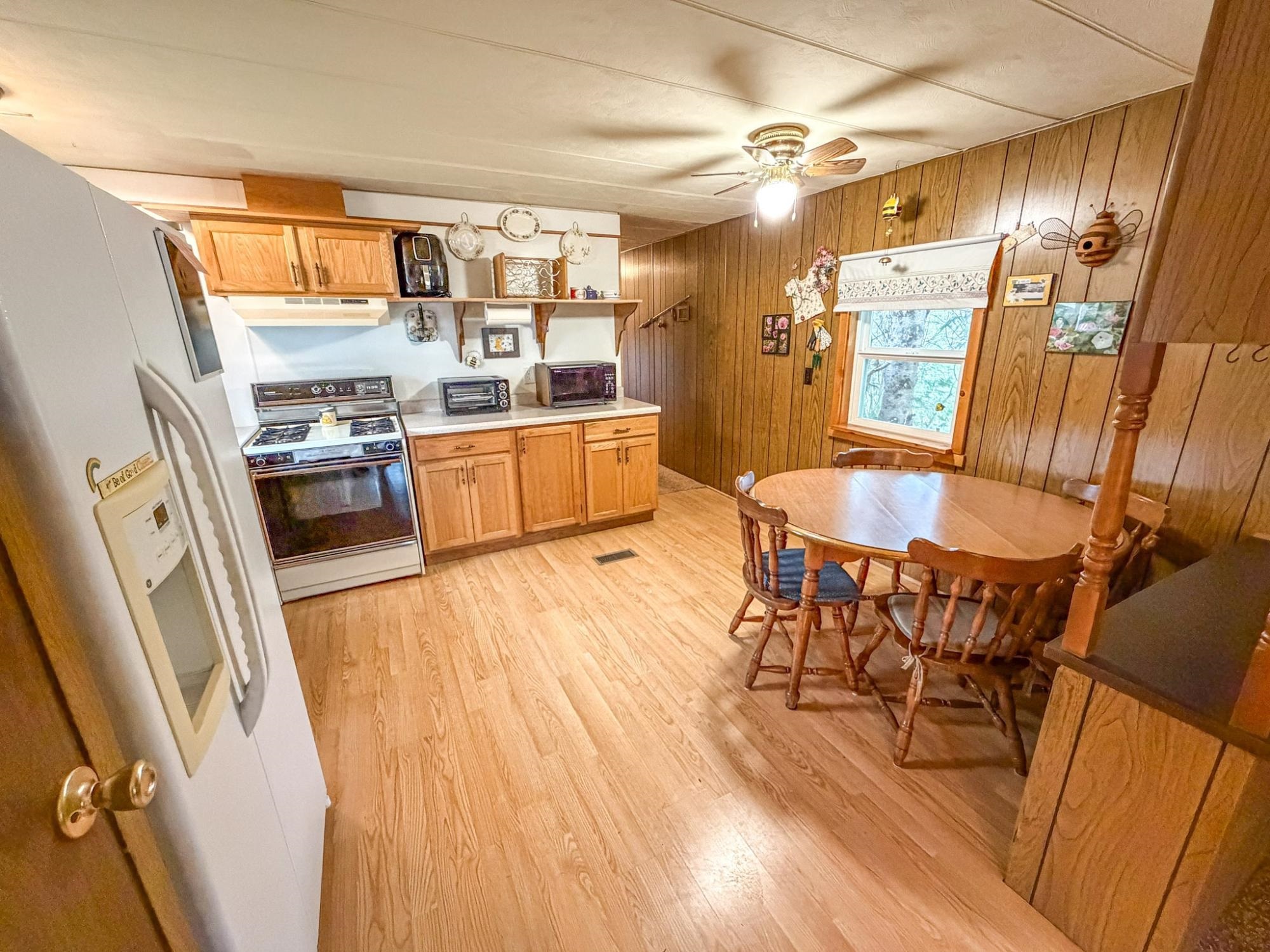 N14054 LINDEN AVENUE, Fifield, Wisconsin 54524, 2 Bedrooms Bedrooms, ,1 BathroomBathrooms,Residential,For Sale,N14054 LINDEN AVENUE,22601895