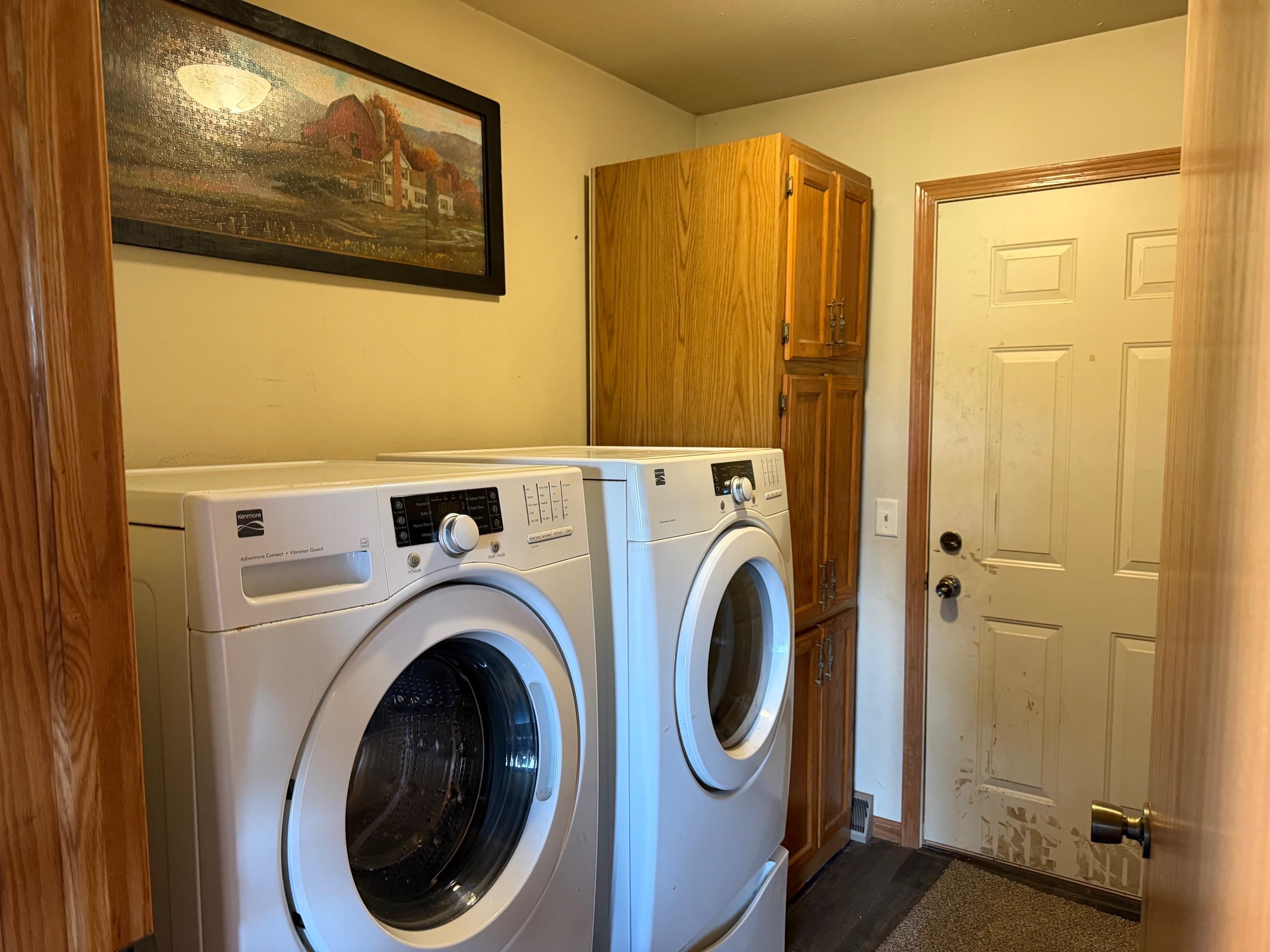 803 W ROBERTS STREET, Spencer, Wisconsin 54479, 2 Bedrooms Bedrooms, ,2 BathroomsBathrooms,Residential,For Sale,803 W ROBERTS STREET,22601898