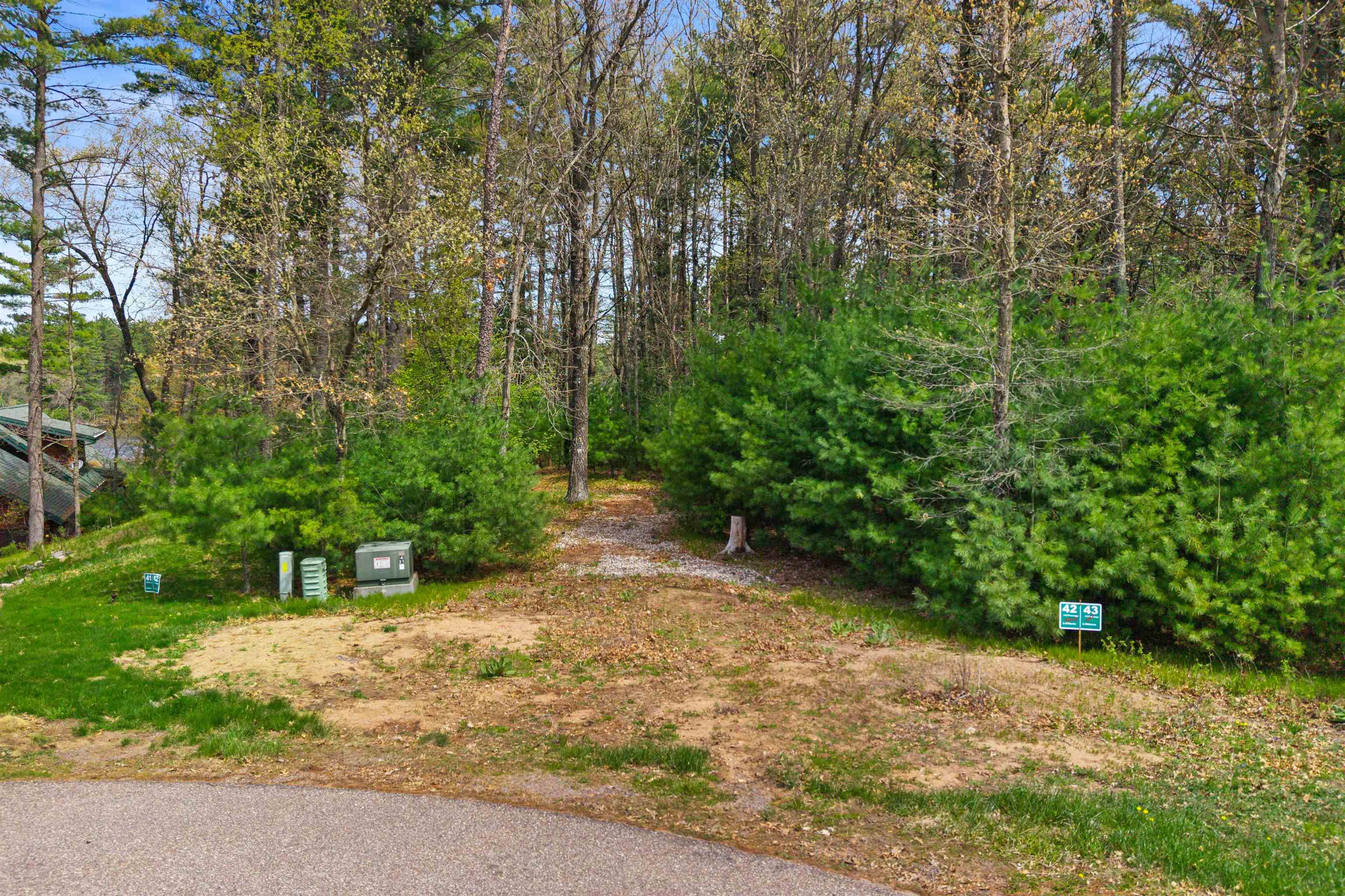 Lot 42 SOUTH BLUFF TRAIL, Wisconsin Rapids, Wisconsin 54494, ,Land,For Sale,Lot 42 SOUTH BLUFF TRAIL,22601900