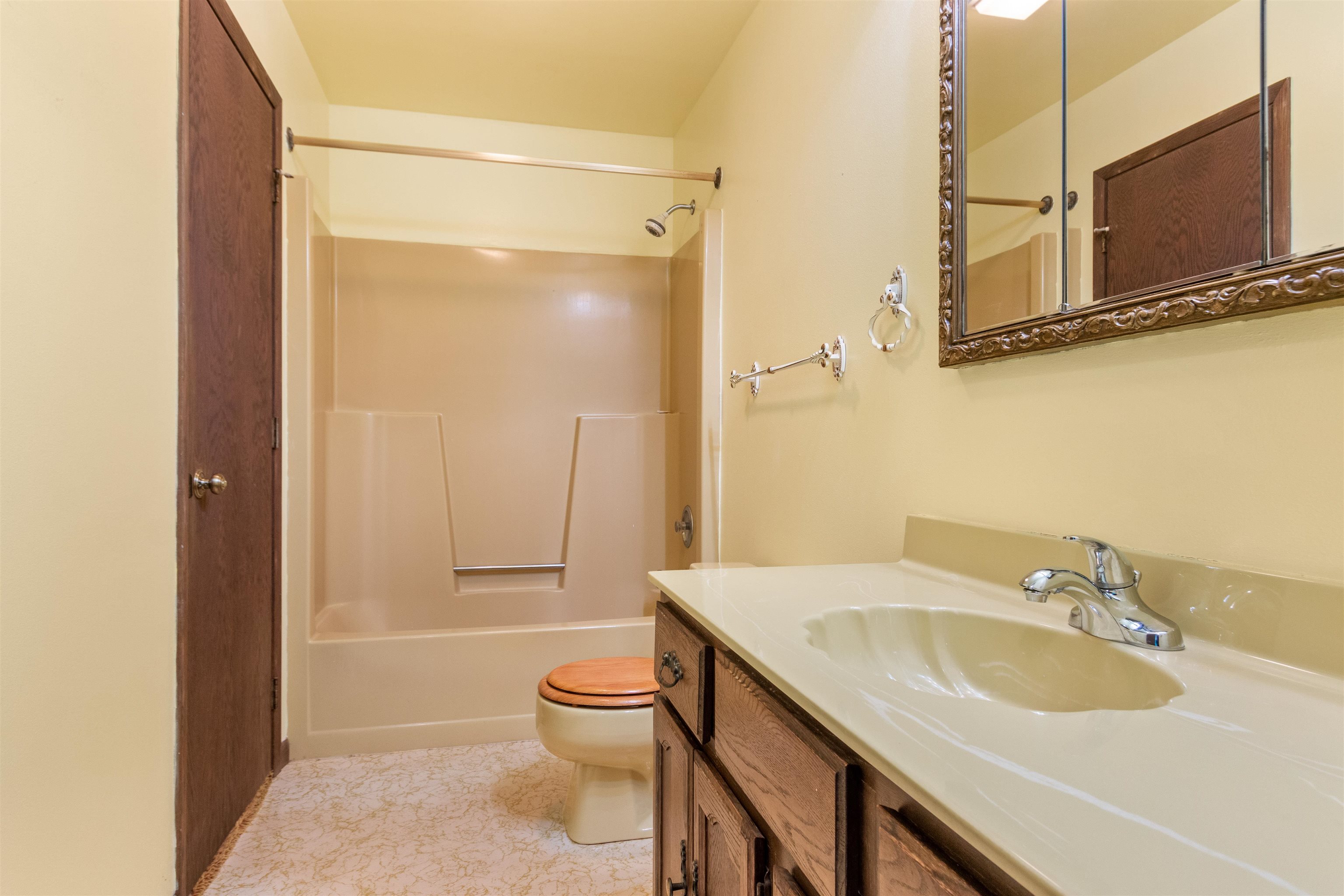 5120 28TH STREET SOUTH, Wisconsin Rapids, Wisconsin 54494, 3 Bedrooms Bedrooms, ,2 BathroomsBathrooms,Residential,For Sale,5120 28TH STREET SOUTH,22601902