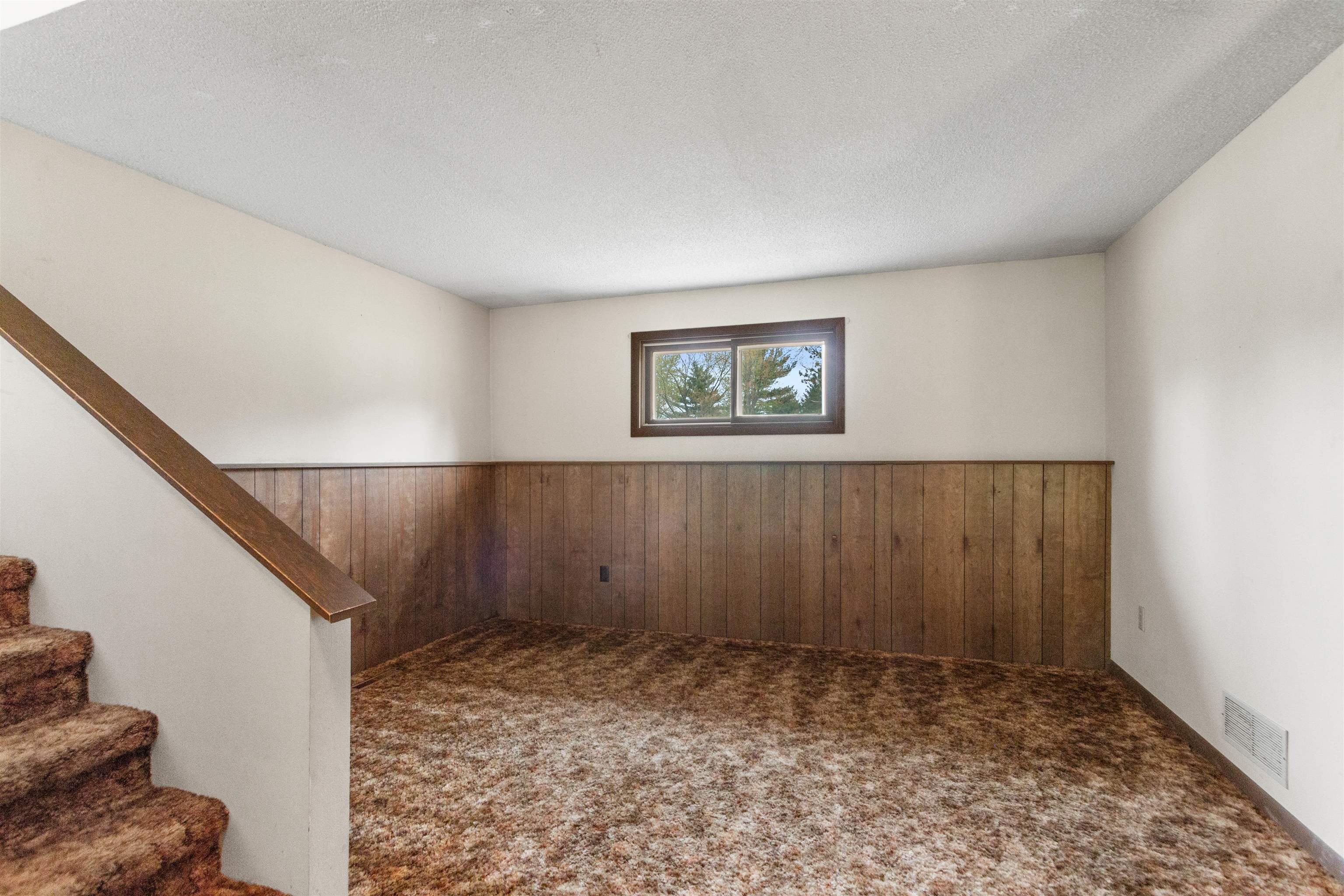 5120 28TH STREET SOUTH, Wisconsin Rapids, Wisconsin 54494, 3 Bedrooms Bedrooms, ,2 BathroomsBathrooms,Residential,For Sale,5120 28TH STREET SOUTH,22601902