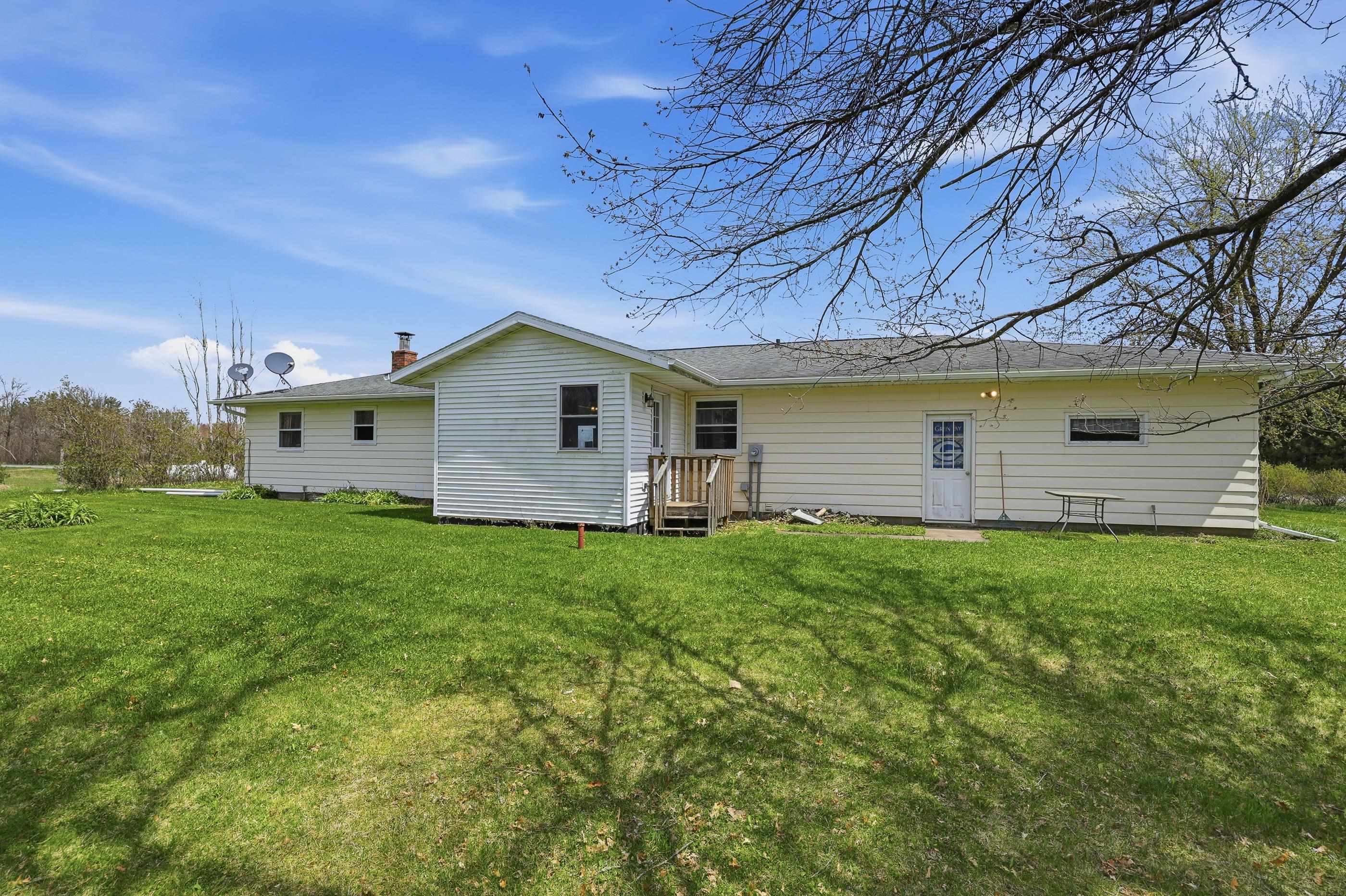4456 COUNTY ROAD I, Rosholt, Wisconsin 54473, 3 Bedrooms Bedrooms, ,2 BathroomsBathrooms,Residential,For Sale,4456 COUNTY ROAD I,22601906