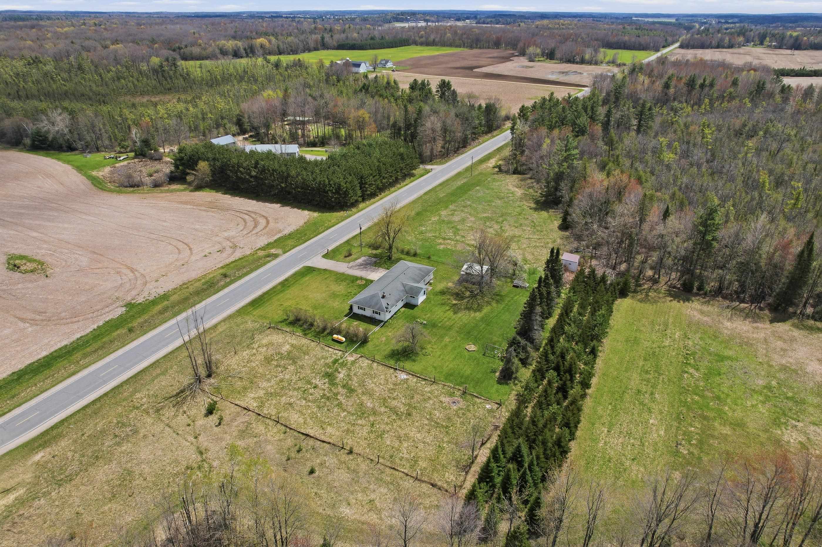 4456 COUNTY ROAD I, Rosholt, Wisconsin 54473, 3 Bedrooms Bedrooms, ,2 BathroomsBathrooms,Residential,For Sale,4456 COUNTY ROAD I,22601906