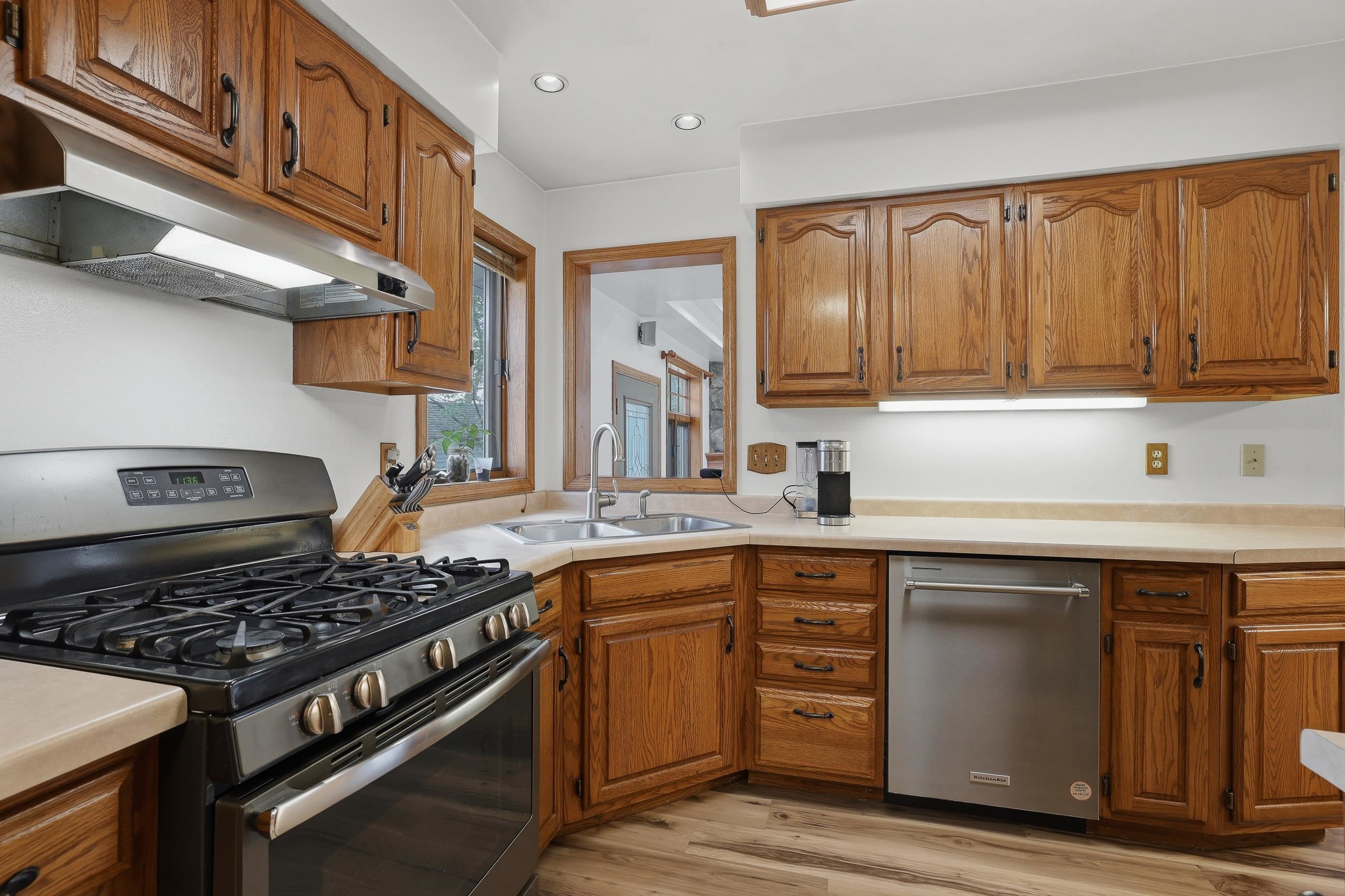 2151 W BREEZEWOOD, Plover, Wisconsin 54467, 5 Bedrooms Bedrooms, ,3 BathroomsBathrooms,Residential,For Sale,2151 W BREEZEWOOD,22601908