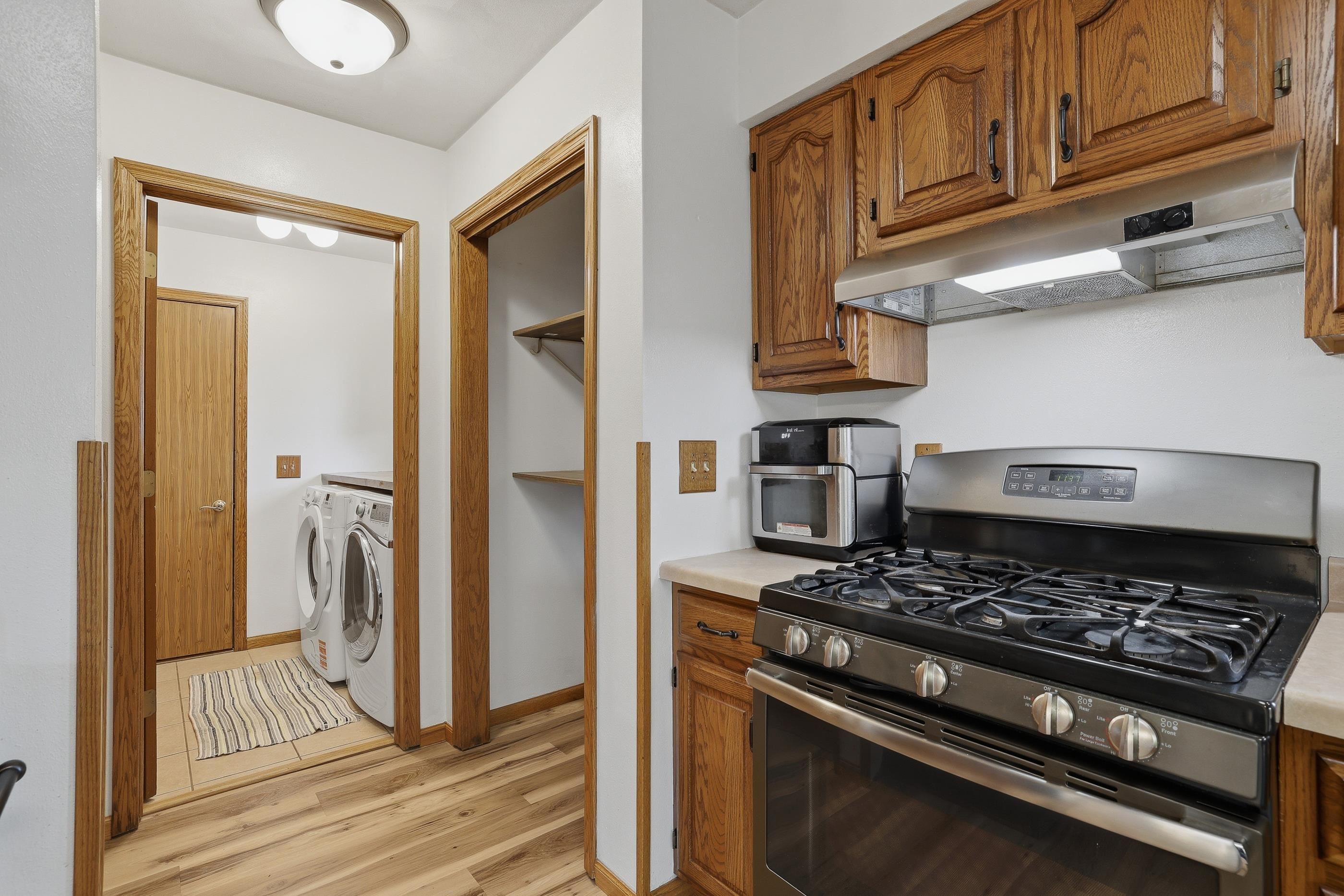 2151 W BREEZEWOOD, Plover, Wisconsin 54467, 5 Bedrooms Bedrooms, ,3 BathroomsBathrooms,Residential,For Sale,2151 W BREEZEWOOD,22601908