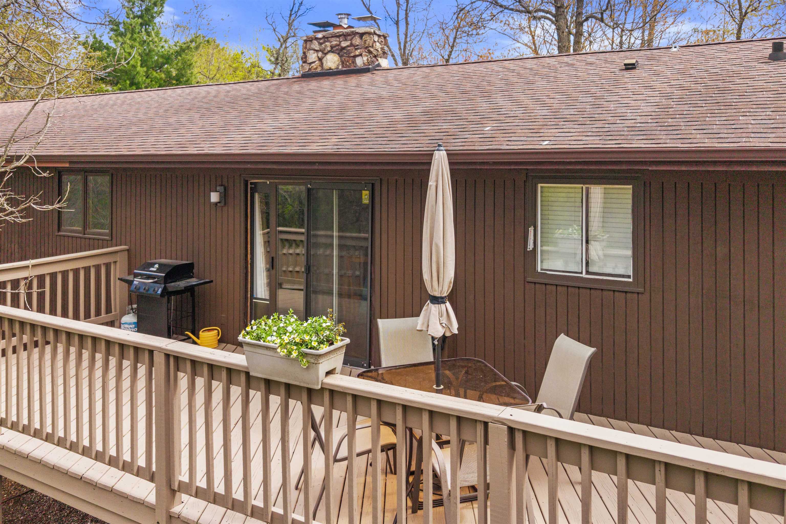 321 CROSSBOW DRIVE, Plover, Wisconsin 54467, 4 Bedrooms Bedrooms, ,3 BathroomsBathrooms,Residential,For Sale,321 CROSSBOW DRIVE,22601910