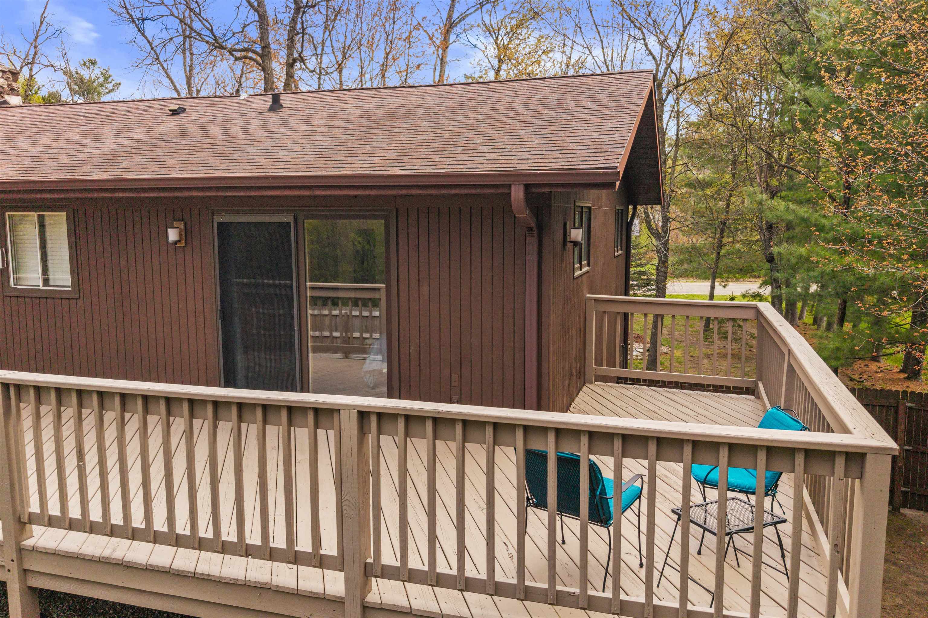 321 CROSSBOW DRIVE, Plover, Wisconsin 54467, 4 Bedrooms Bedrooms, ,3 BathroomsBathrooms,Residential,For Sale,321 CROSSBOW DRIVE,22601910