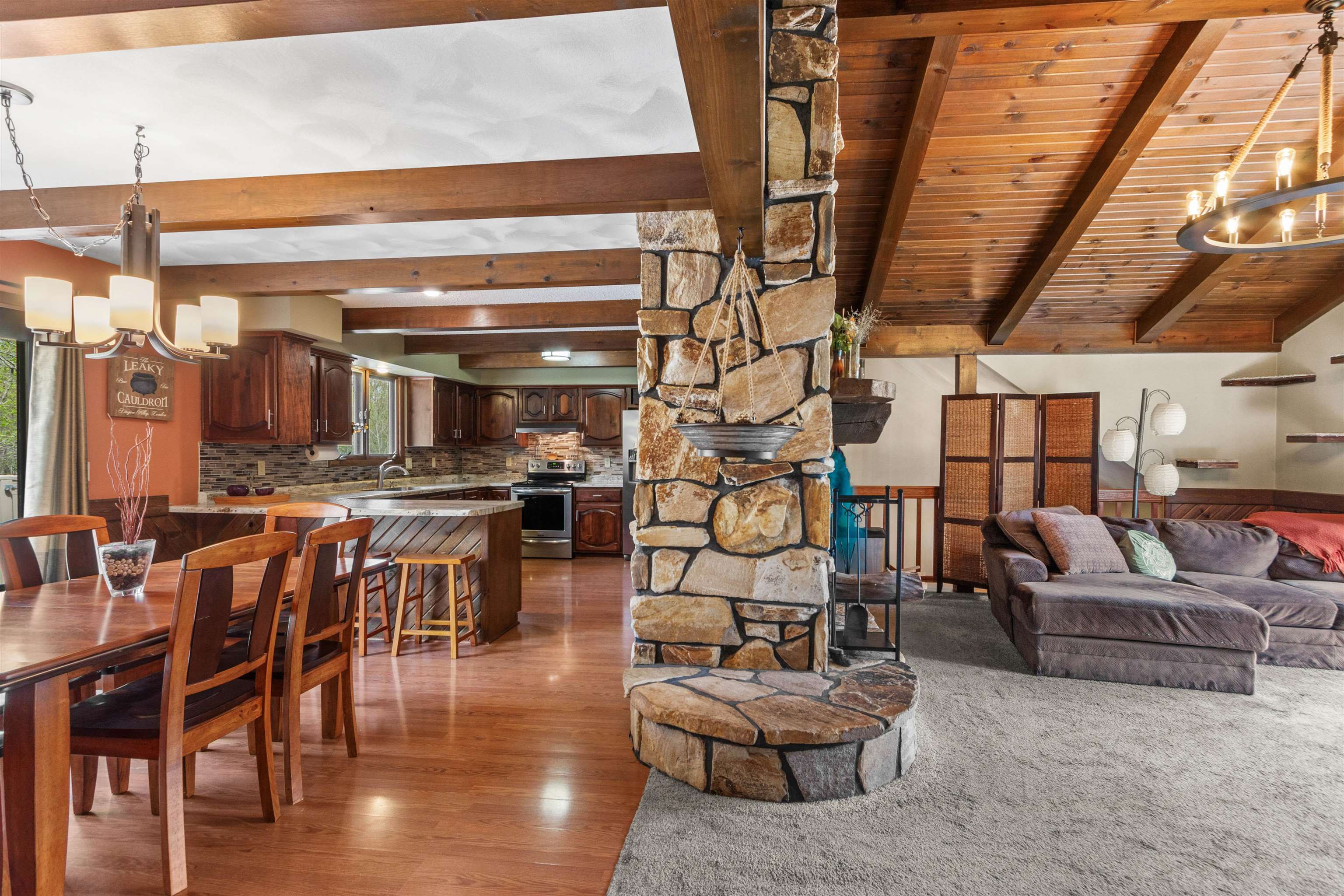 321 CROSSBOW DRIVE, Plover, Wisconsin 54467, 4 Bedrooms Bedrooms, ,3 BathroomsBathrooms,Residential,For Sale,321 CROSSBOW DRIVE,22601910