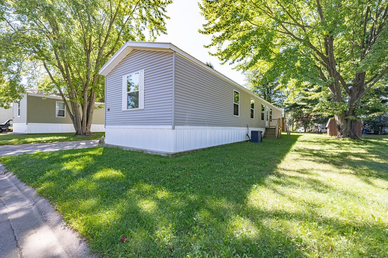 6300 BIRCH STREET, Weston, Wisconsin 54476, 3 Bedrooms Bedrooms, ,2 BathroomsBathrooms,Residential,For Sale,6300 BIRCH STREET,22601913