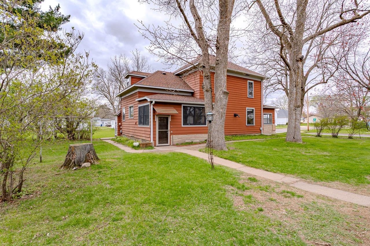 1403 WATER STREET, Merrill, Wisconsin 54452, 4 Bedrooms Bedrooms, ,3 BathroomsBathrooms,Residential,For Sale,1403 WATER STREET,22601917