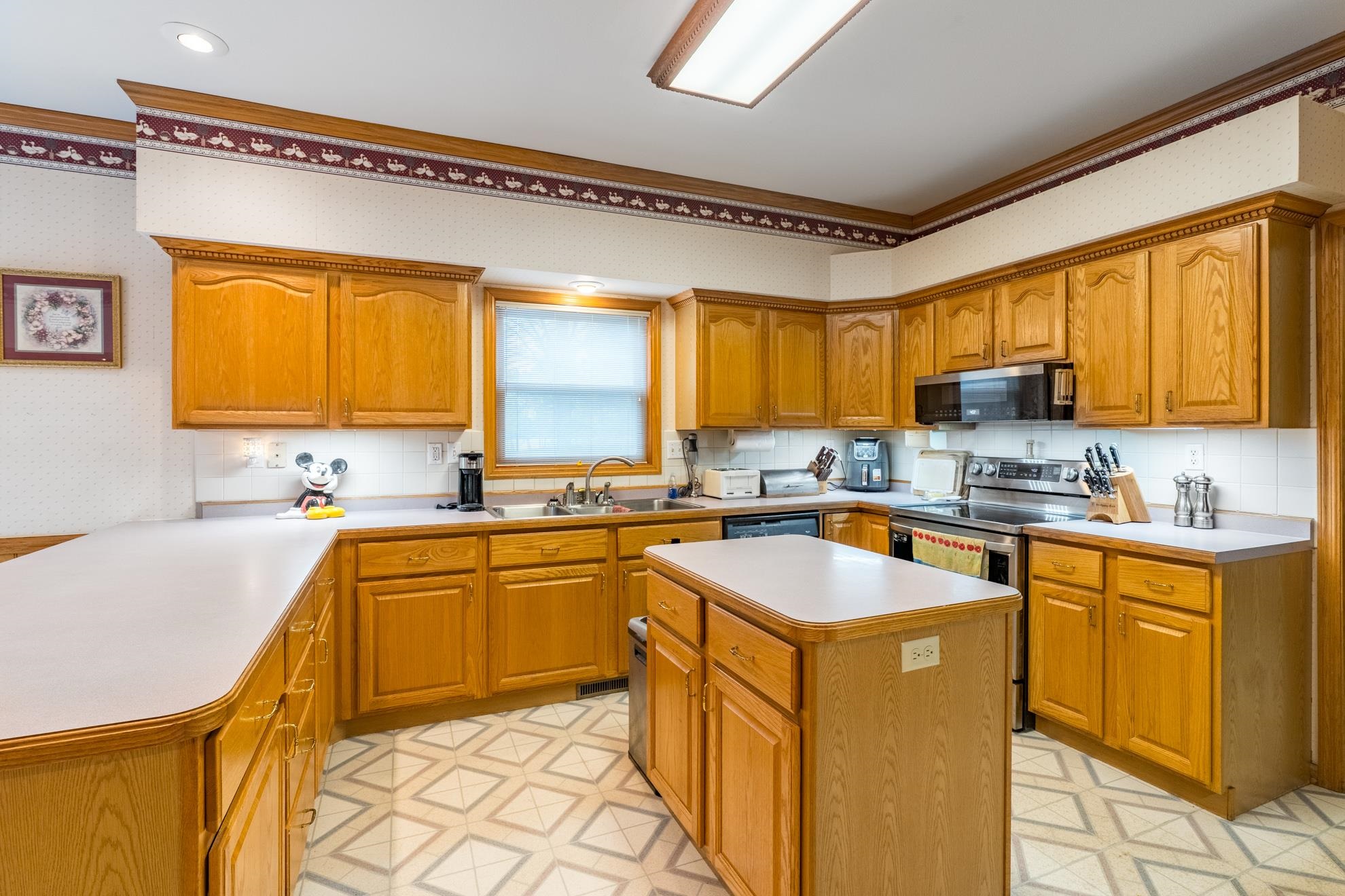 N11777 DEER LAKE ROAD, Tomahawk, Wisconsin 54487, 4 Bedrooms Bedrooms, ,3 BathroomsBathrooms,Residential,For Sale,N11777 DEER LAKE ROAD,22601919