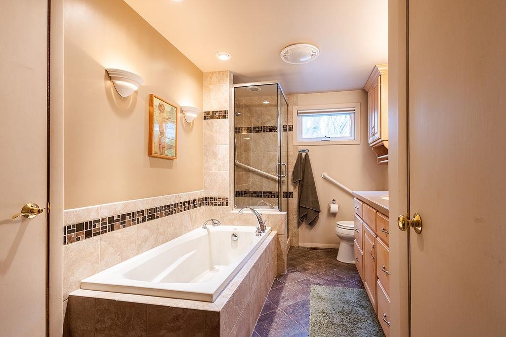 8305 HILLCREST ROAD, Custer, Wisconsin 54423, 5 Bedrooms Bedrooms, ,1 BathroomBathrooms,Residential,For Sale,8305 HILLCREST ROAD,22601920