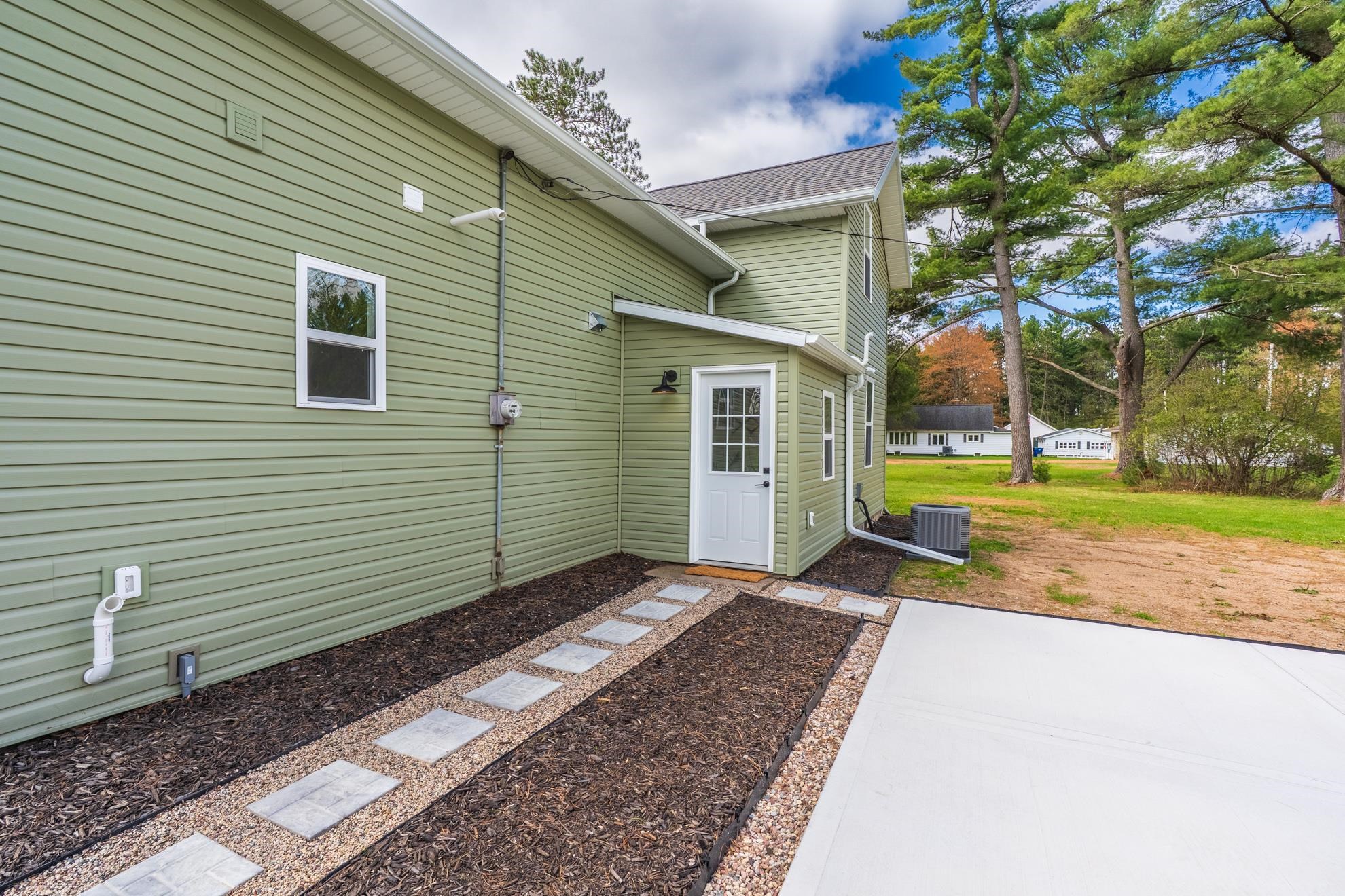 5102 ROSS AVENUE, Weston, Wisconsin 54476, 3 Bedrooms Bedrooms, ,2 BathroomsBathrooms,Residential,For Sale,5102 ROSS AVENUE,22601922