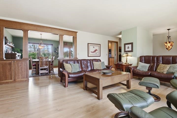 1100 W ONSTAD DRIVE, Marshfield, Wisconsin 54449, 4 Bedrooms Bedrooms, ,3 BathroomsBathrooms,Residential,For Sale,1100 W ONSTAD DRIVE,22601926