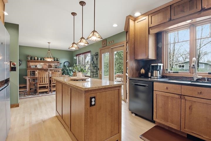 1100 W ONSTAD DRIVE, Marshfield, Wisconsin 54449, 4 Bedrooms Bedrooms, ,3 BathroomsBathrooms,Residential,For Sale,1100 W ONSTAD DRIVE,22601926