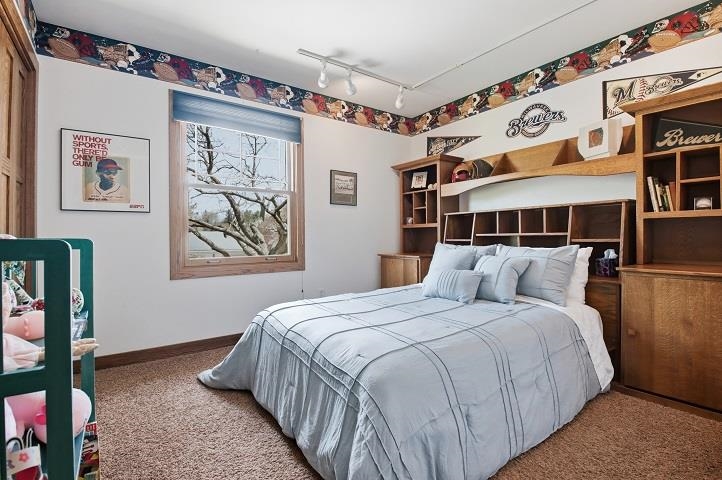1100 W ONSTAD DRIVE, Marshfield, Wisconsin 54449, 4 Bedrooms Bedrooms, ,3 BathroomsBathrooms,Residential,For Sale,1100 W ONSTAD DRIVE,22601926