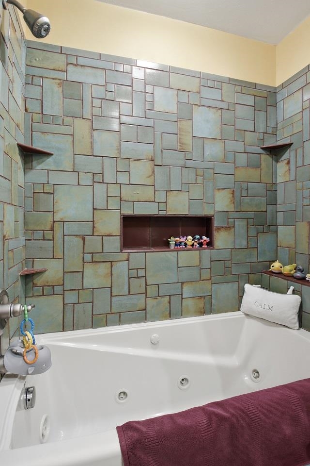 1100 W ONSTAD DRIVE, Marshfield, Wisconsin 54449, 4 Bedrooms Bedrooms, ,3 BathroomsBathrooms,Residential,For Sale,1100 W ONSTAD DRIVE,22601926