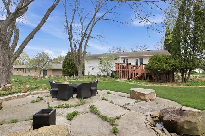 1100 W ONSTAD DRIVE, Marshfield, Wisconsin 54449, 4 Bedrooms Bedrooms, ,3 BathroomsBathrooms,Residential,For Sale,1100 W ONSTAD DRIVE,22601926