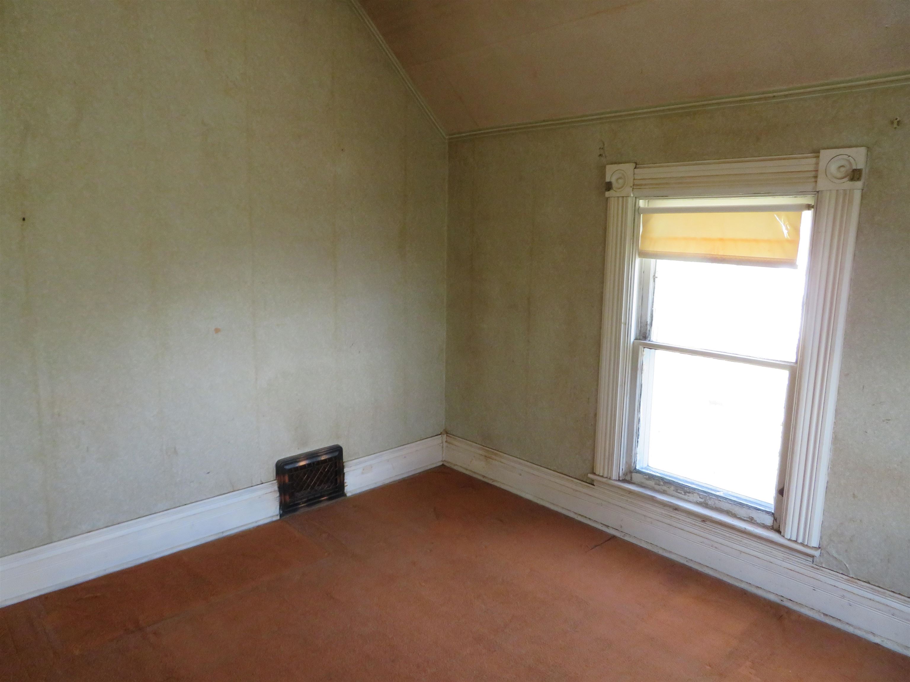 507 COTTAGE STREET, Merrill, Wisconsin 54452, 4 Bedrooms Bedrooms, ,1 BathroomBathrooms,Residential,For Sale,507 COTTAGE STREET,22601927