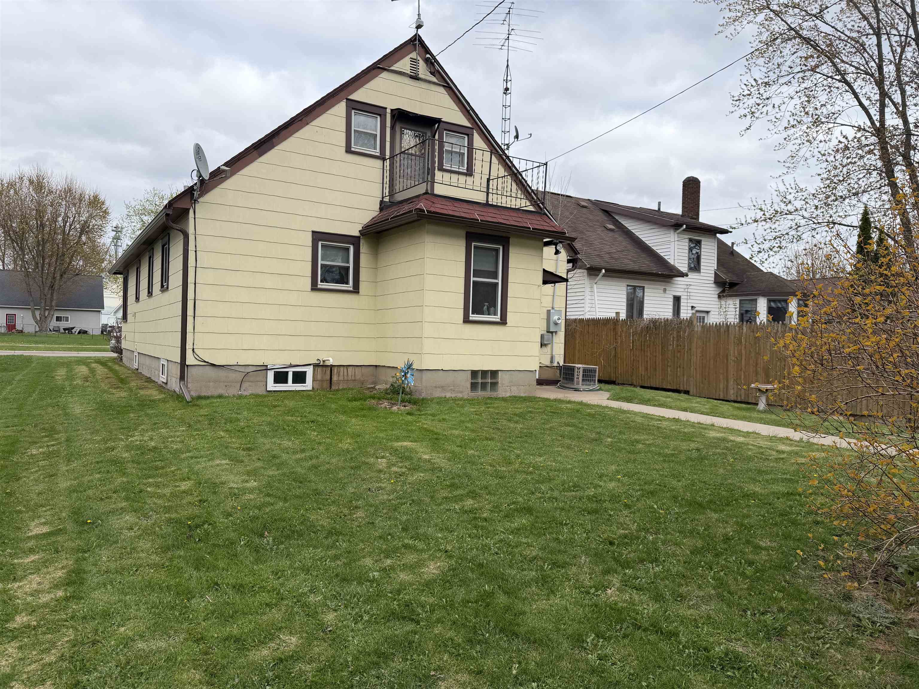 107 N SECOND STREET, Colby, Wisconsin 54421, 3 Bedrooms Bedrooms, ,1 BathroomBathrooms,Residential,For Sale,107 N SECOND STREET,22601946