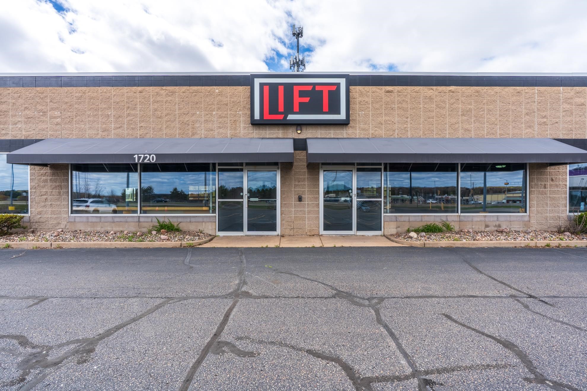 1720 N US HIGHWAY 51, Wausau, Wisconsin 54401, ,Commercial/industrial,For Sale,1720 N US HIGHWAY 51,22601950