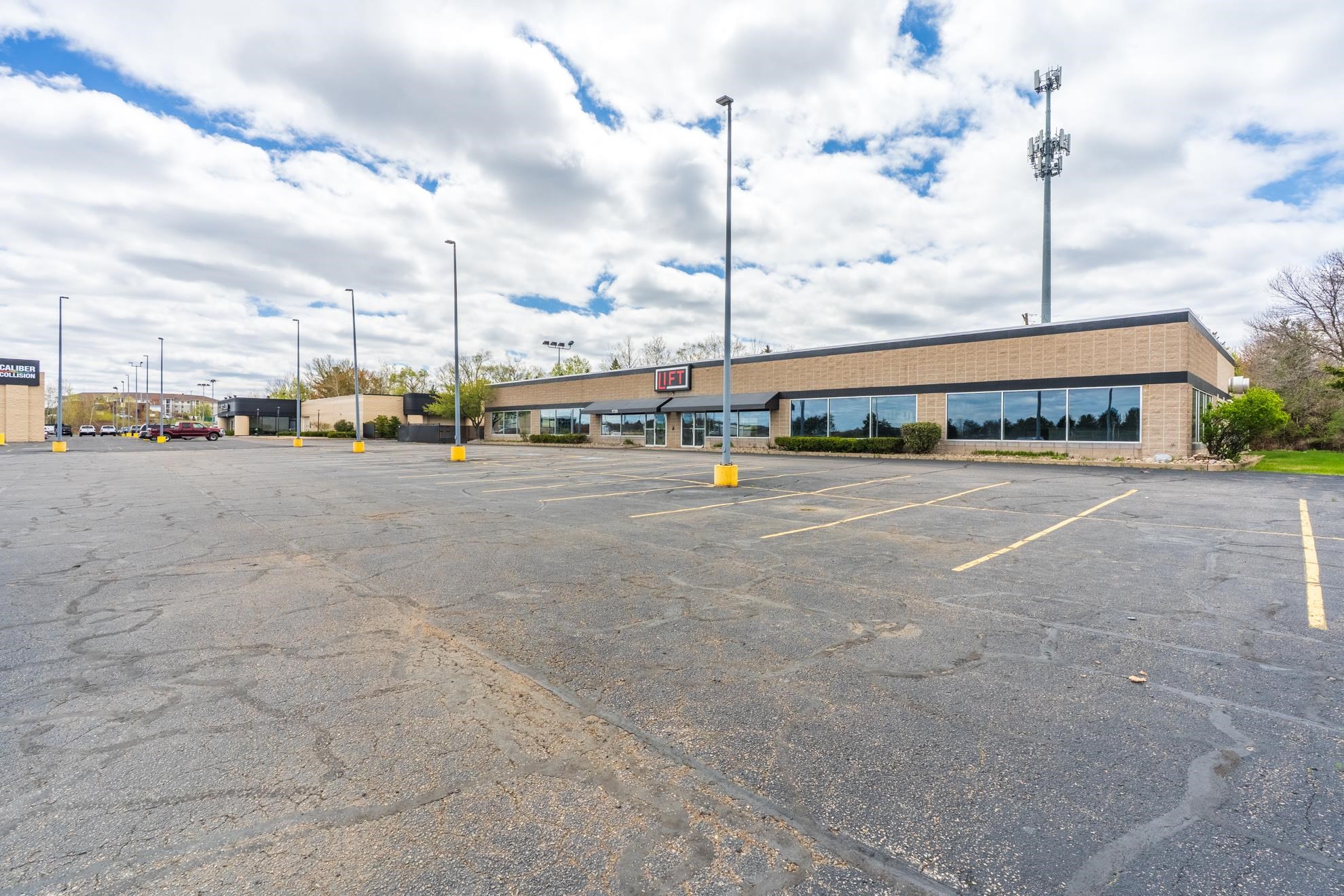 1720 N US HIGHWAY 51, Wausau, Wisconsin 54401, ,Commercial/industrial,For Sale,1720 N US HIGHWAY 51,22601950
