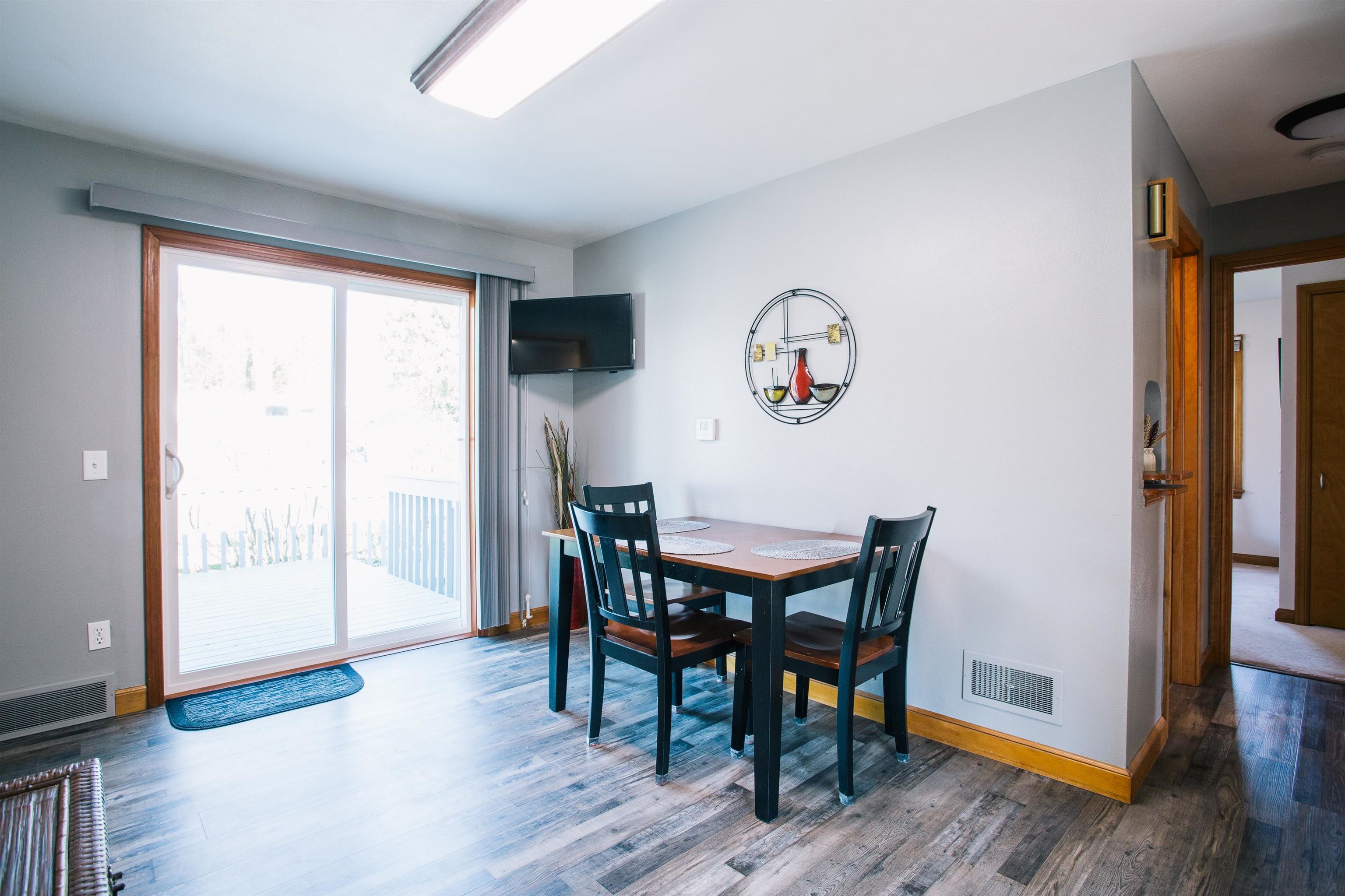 206 S STATE AVENUE, Marshfield, Wisconsin 54449, 2 Bedrooms Bedrooms, ,1 BathroomBathrooms,Residential,For Sale,206 S STATE AVENUE,22601953