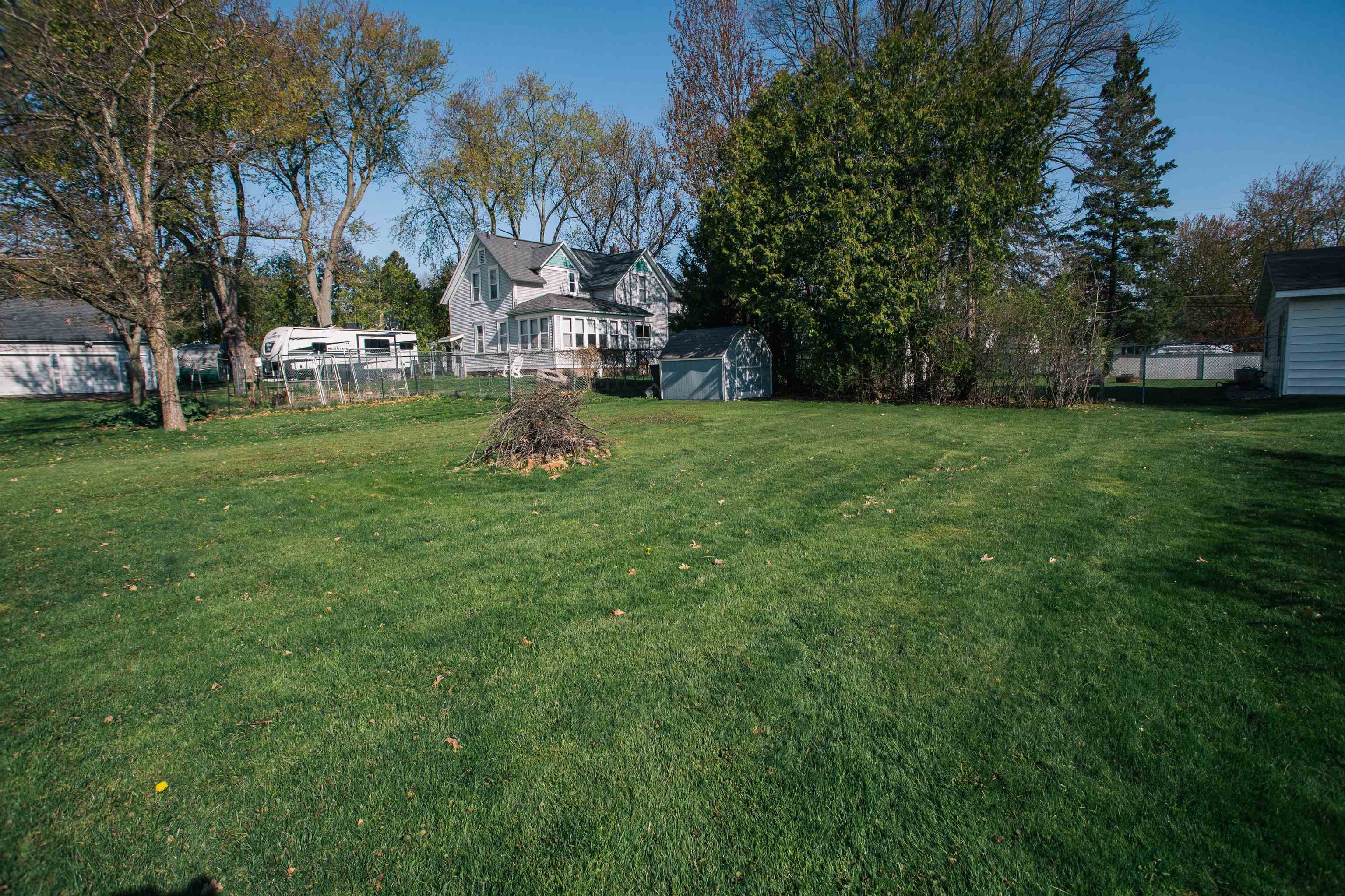 206 S STATE AVENUE, Marshfield, Wisconsin 54449, 2 Bedrooms Bedrooms, ,1 BathroomBathrooms,Residential,For Sale,206 S STATE AVENUE,22601953