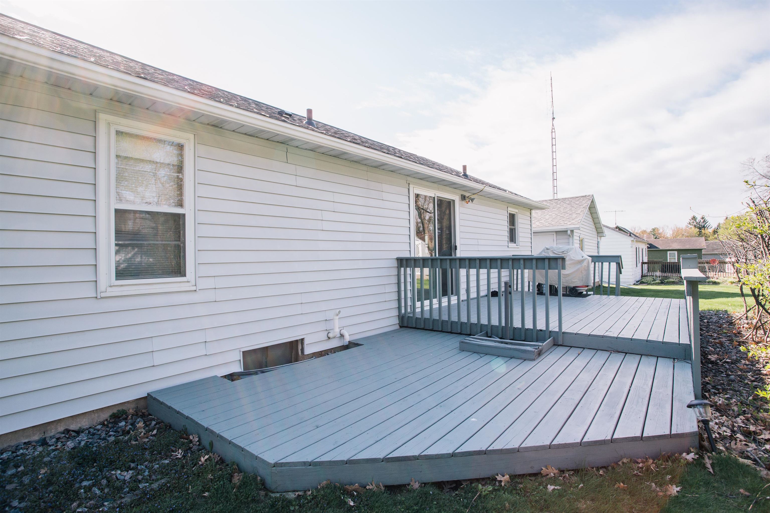 206 S STATE AVENUE, Marshfield, Wisconsin 54449, 2 Bedrooms Bedrooms, ,1 BathroomBathrooms,Residential,For Sale,206 S STATE AVENUE,22601953