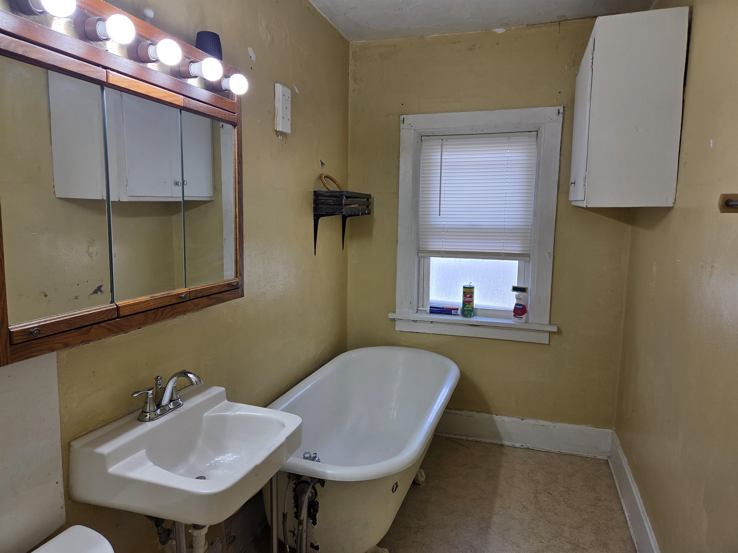 1133 ARTHUR STREET, Wausau, Wisconsin 54403, 5 Bedrooms Bedrooms, ,2 BathroomsBathrooms,Residential,For Sale,1133 ARTHUR STREET,22601959