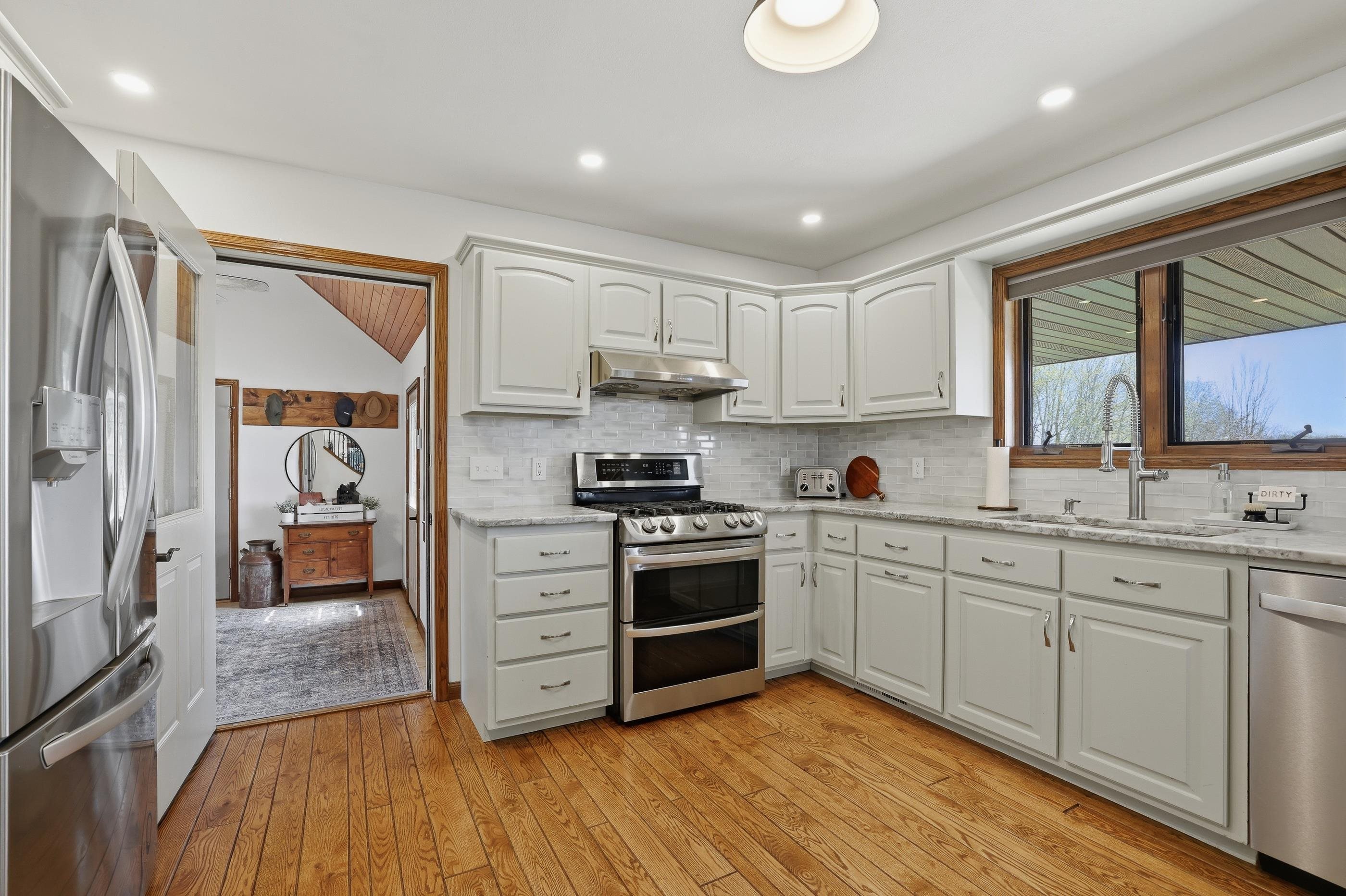 675 DIVINE WAY, Custer, Wisconsin 54423, 3 Bedrooms Bedrooms, ,3 BathroomsBathrooms,Residential,For Sale,675 DIVINE WAY,22601963