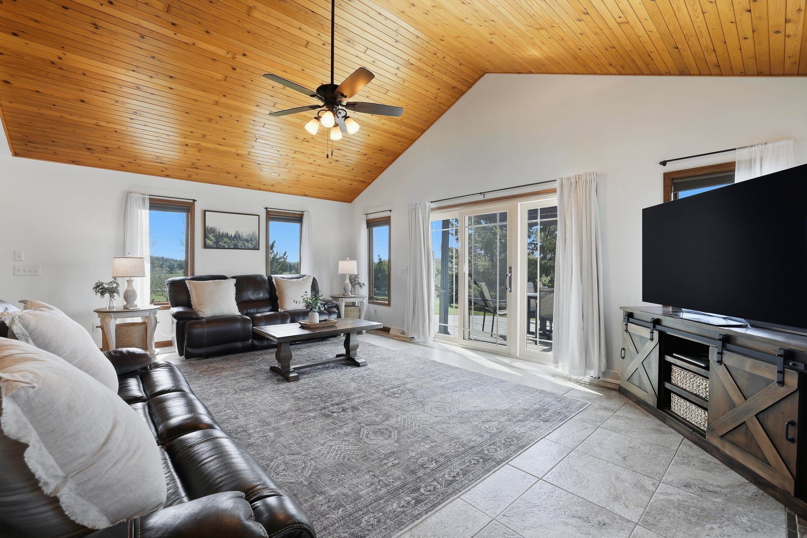 675 DIVINE WAY, Custer, Wisconsin 54423, 3 Bedrooms Bedrooms, ,3 BathroomsBathrooms,Residential,For Sale,675 DIVINE WAY,22601963