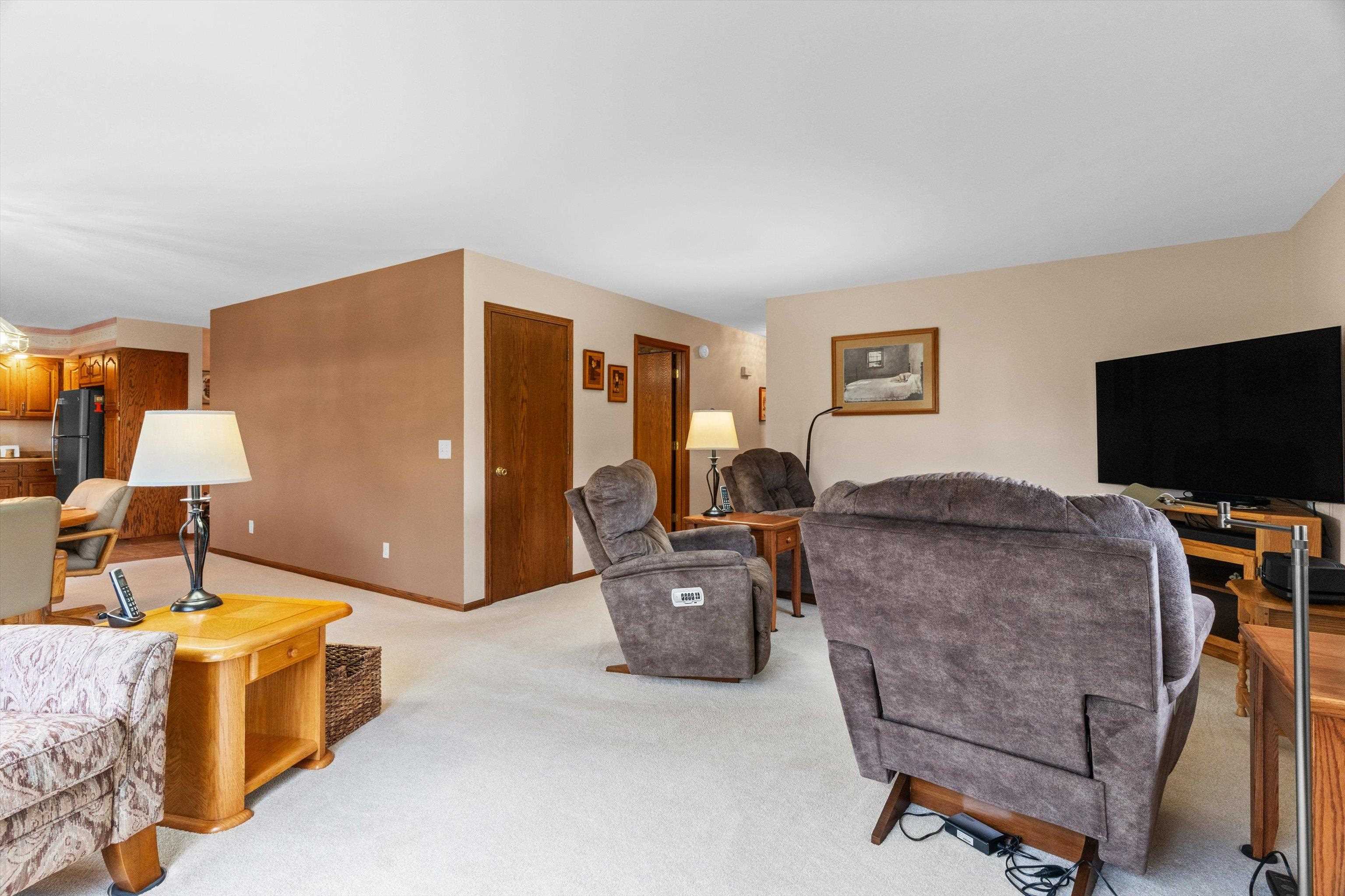 1100 E 25TH STREET, Marshfield, Wisconsin 54449, 3 Bedrooms Bedrooms, ,2 BathroomsBathrooms,Residential,For Sale,1100 E 25TH STREET,22601965