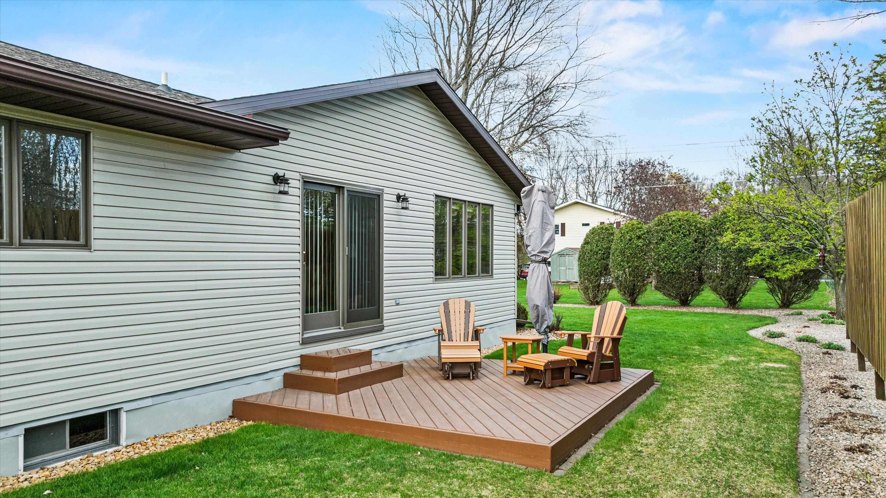 1100 E 25TH STREET, Marshfield, Wisconsin 54449, 3 Bedrooms Bedrooms, ,2 BathroomsBathrooms,Residential,For Sale,1100 E 25TH STREET,22601965