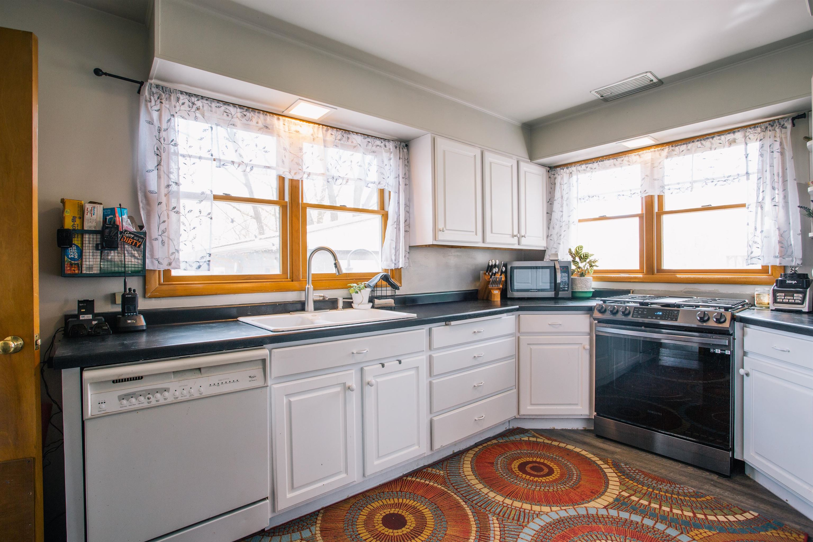 410 W 1ST STREET, Neillsville, Wisconsin 54456, 3 Bedrooms Bedrooms, ,1 BathroomBathrooms,Residential,For Sale,410 W 1ST STREET,22601967