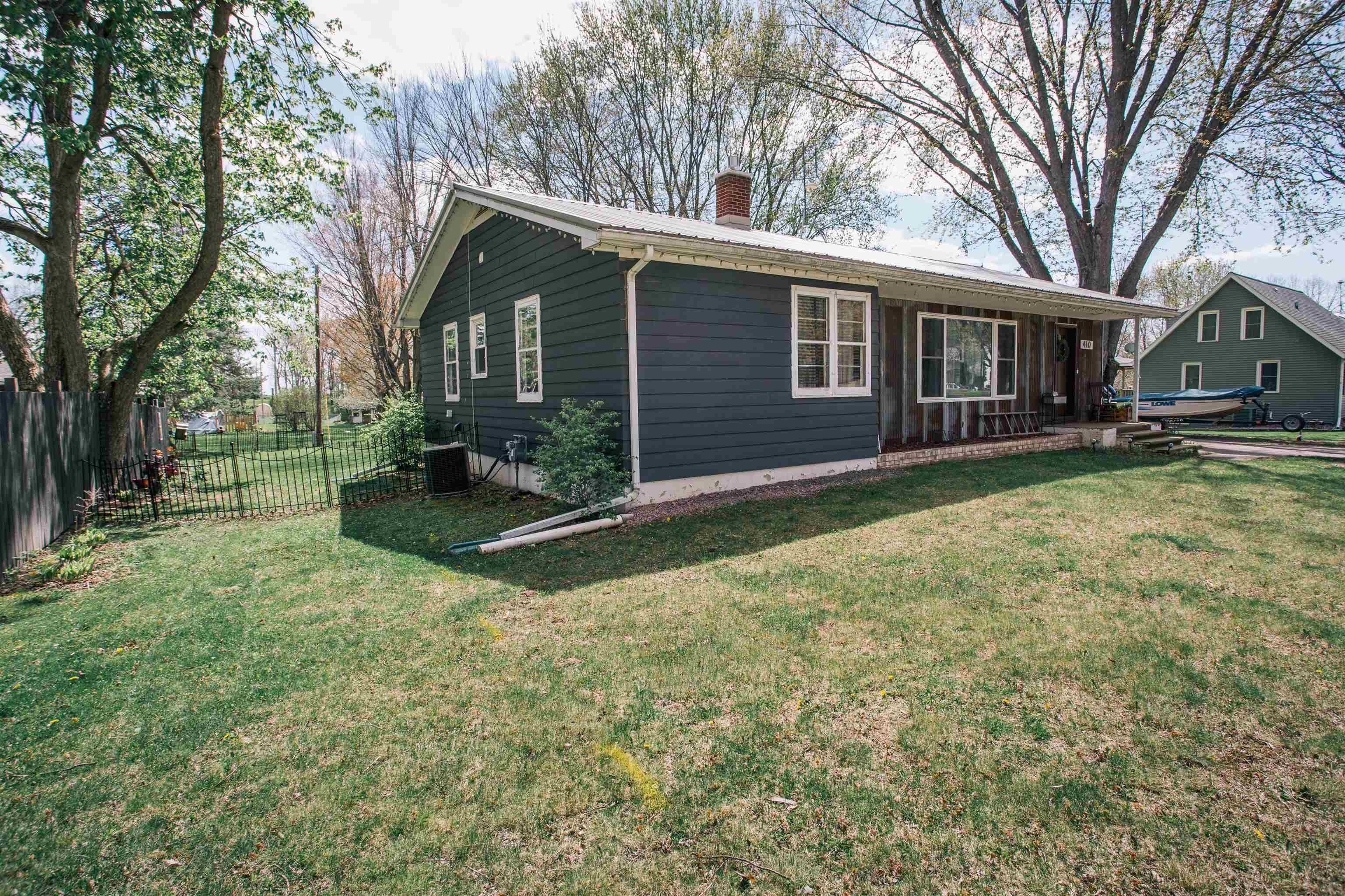 410 W 1ST STREET, Neillsville, Wisconsin 54456, 3 Bedrooms Bedrooms, ,1 BathroomBathrooms,Residential,For Sale,410 W 1ST STREET,22601967